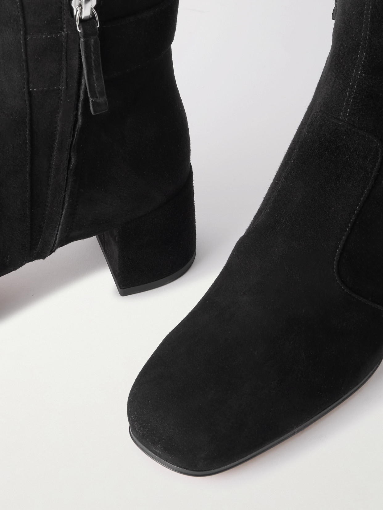 Roger Vivier Trs Vivier Suede Ankle Boots In Black