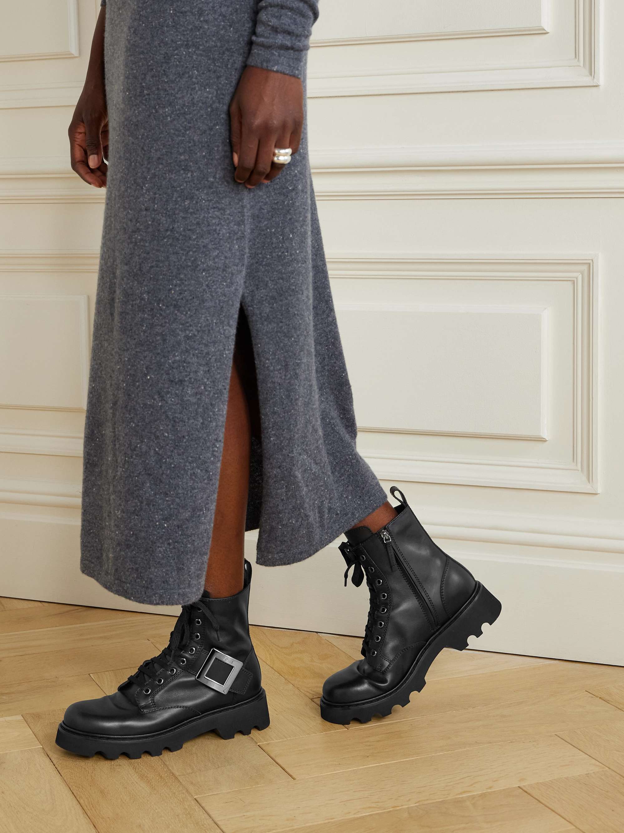ROGER VIVIER 