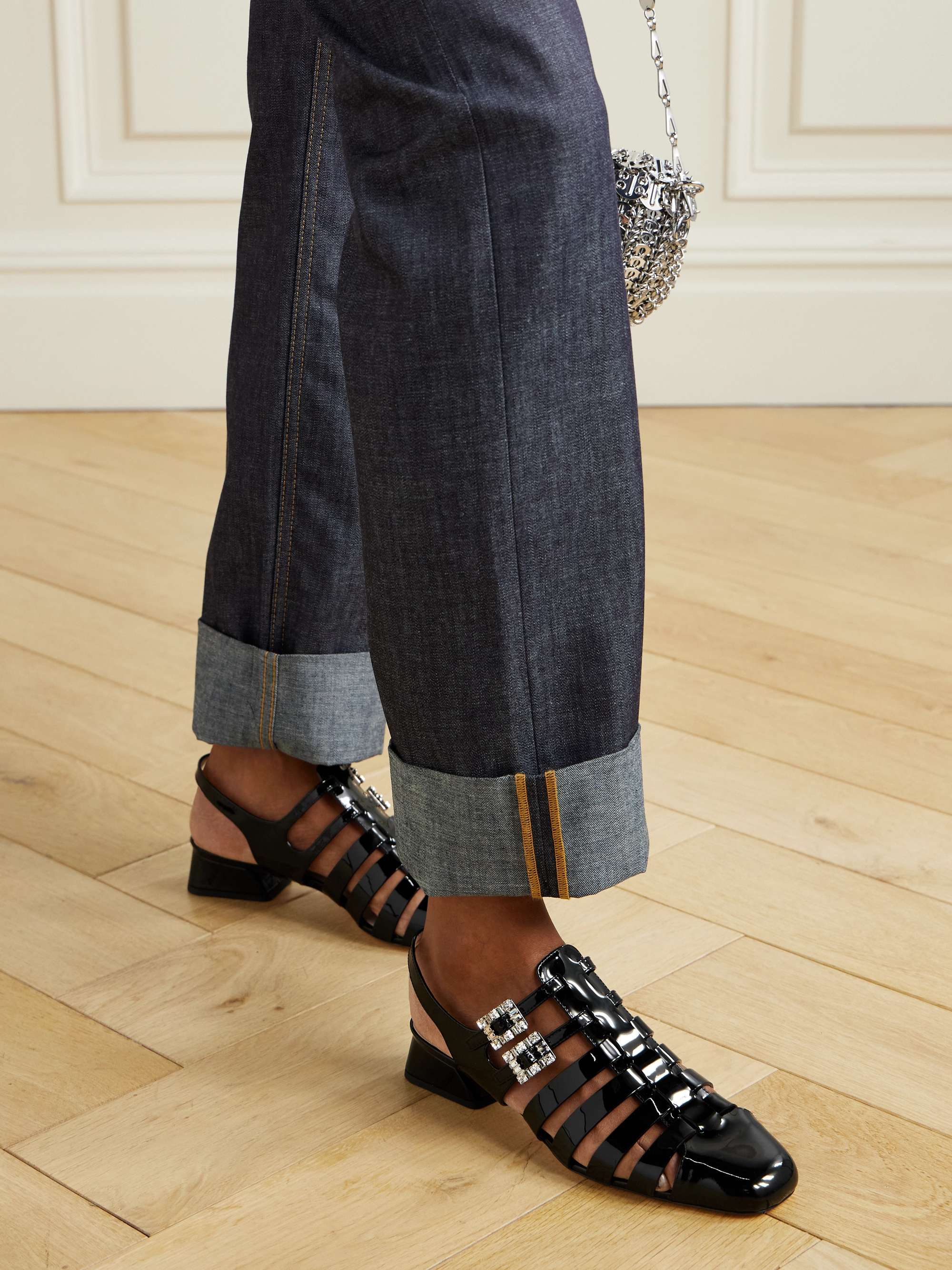 ROGER VIVIER 