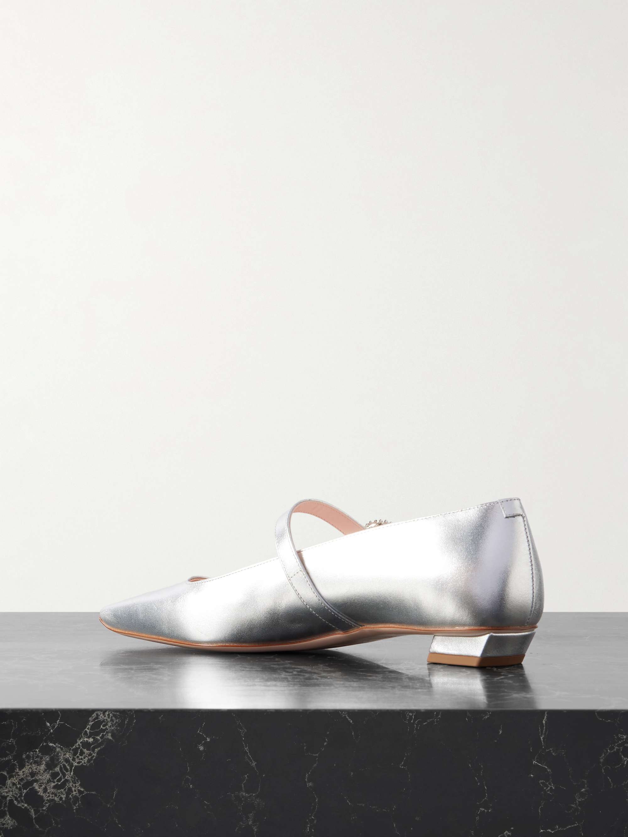 ROGER VIVIER 
