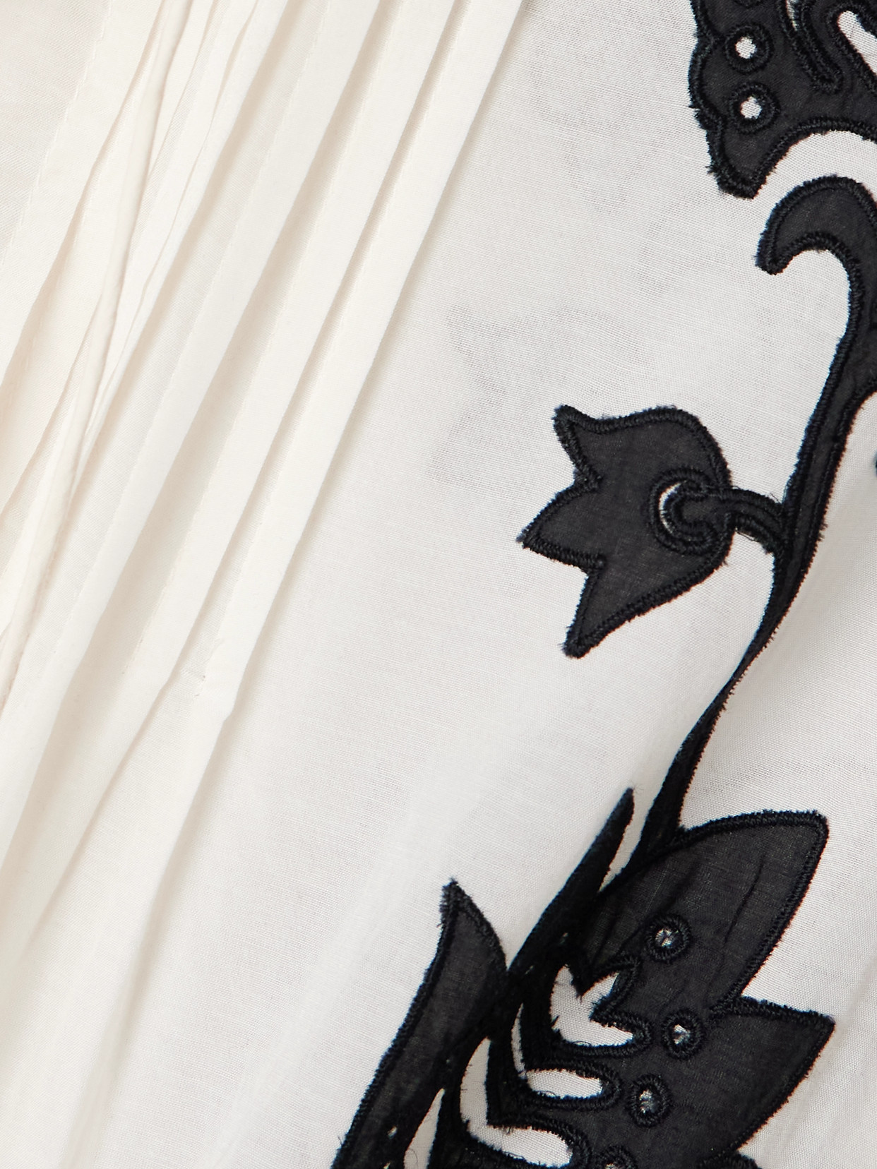 Sea Liliana Short-sleeve Appliqué Top In White