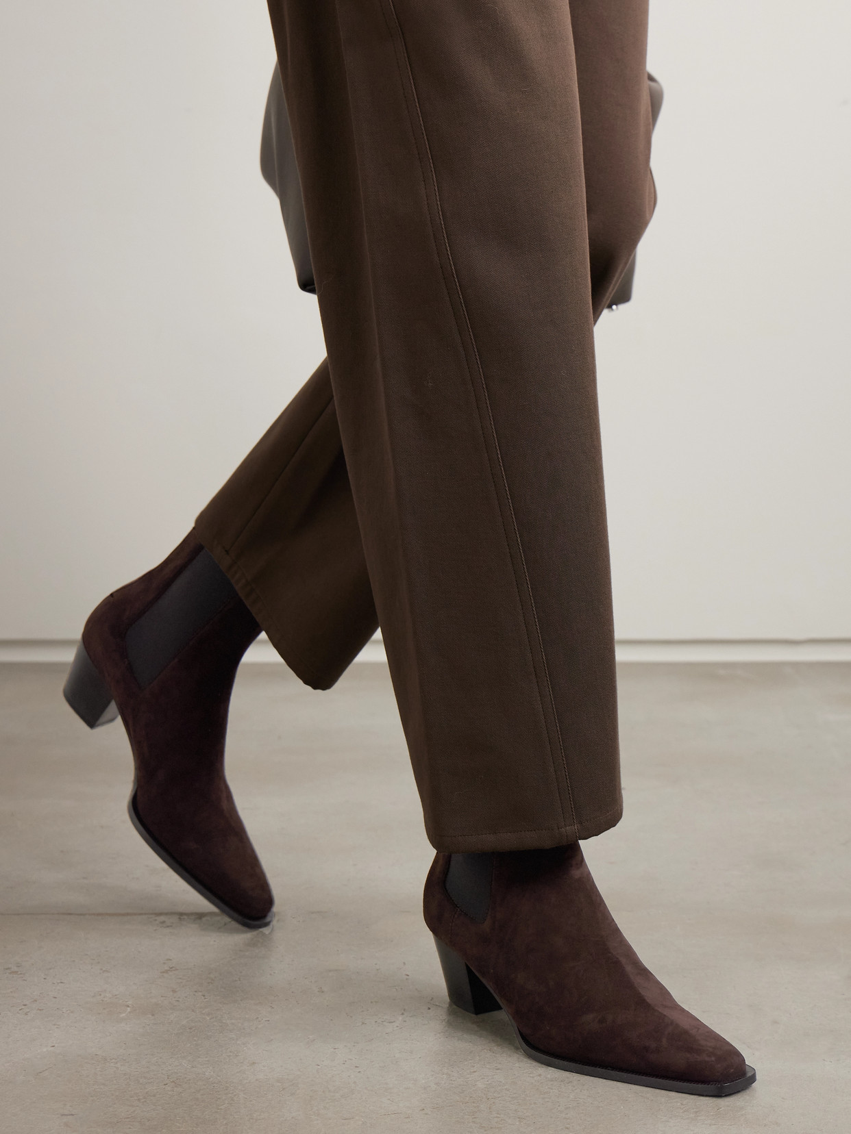 Totême Toteme 80mm Suede Boots With Pointed Toe In Brown