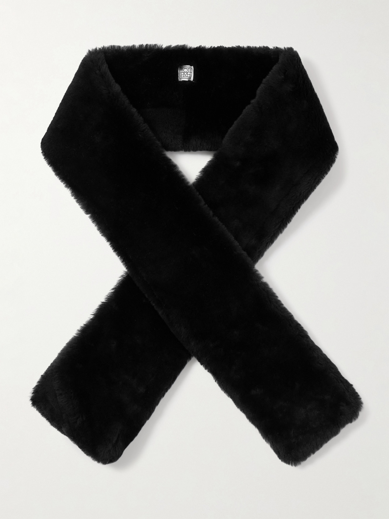 Totême Tuxedo Shearling Scarf In Black