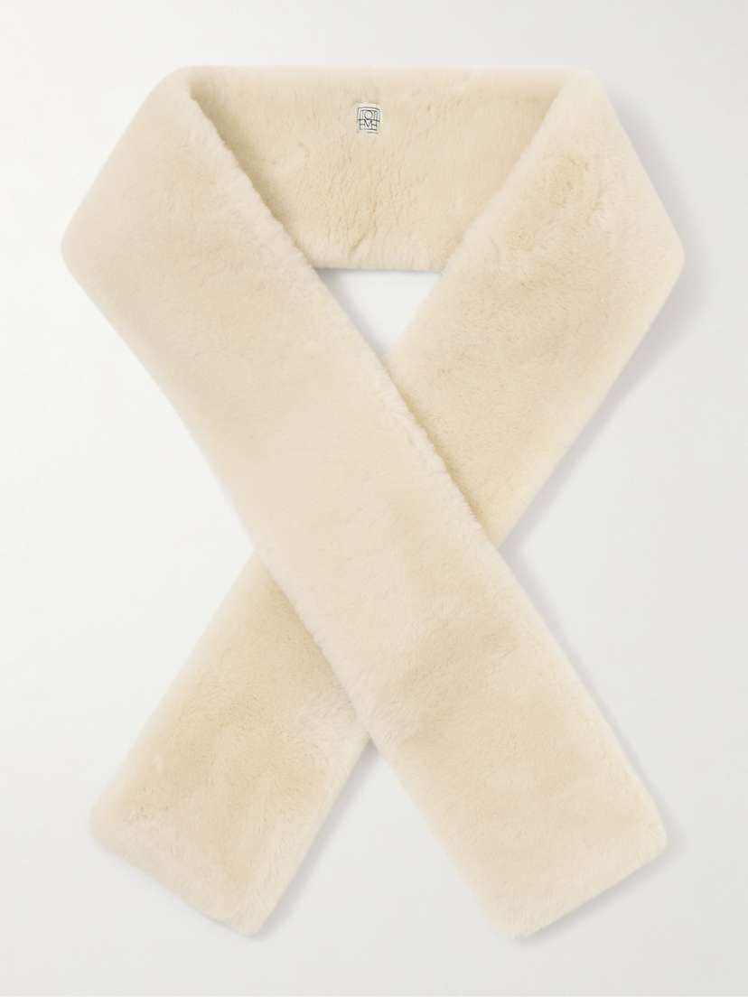 TOTEME Tuxedo Shearling Scarf
