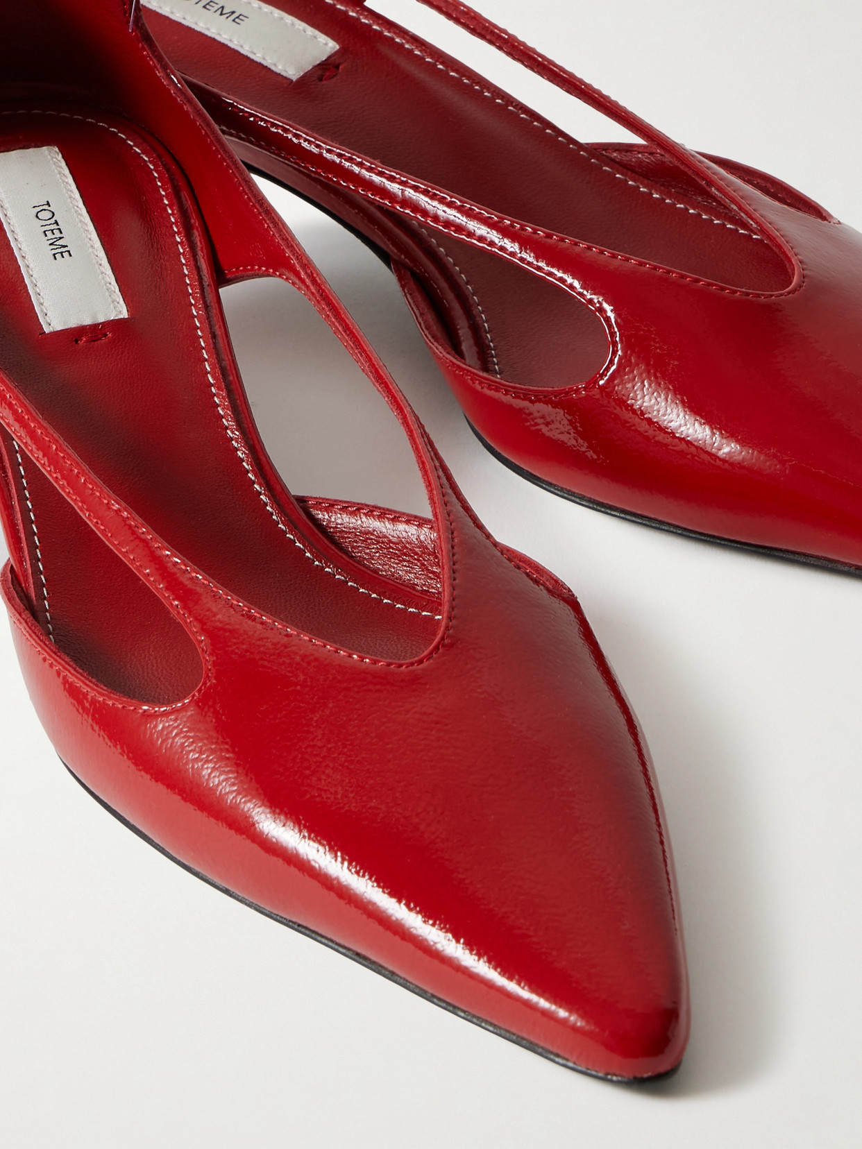 Totême Cutout Patent-leather Pumps In Red
