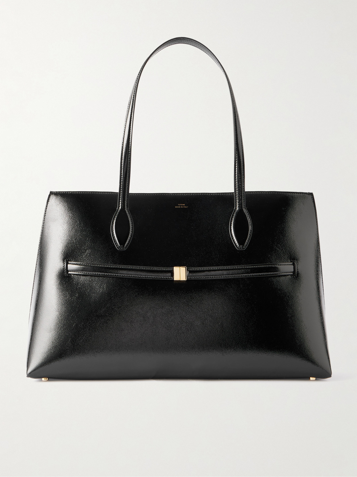 Totême Naplack Crinkled Patent-leather Tote In Black