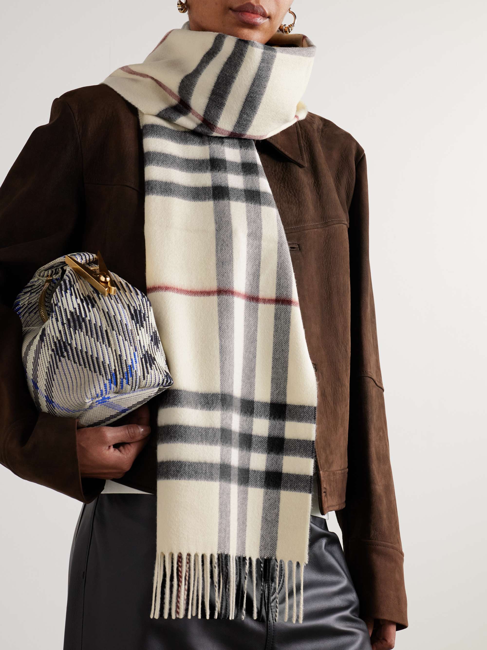 BURBERRY 