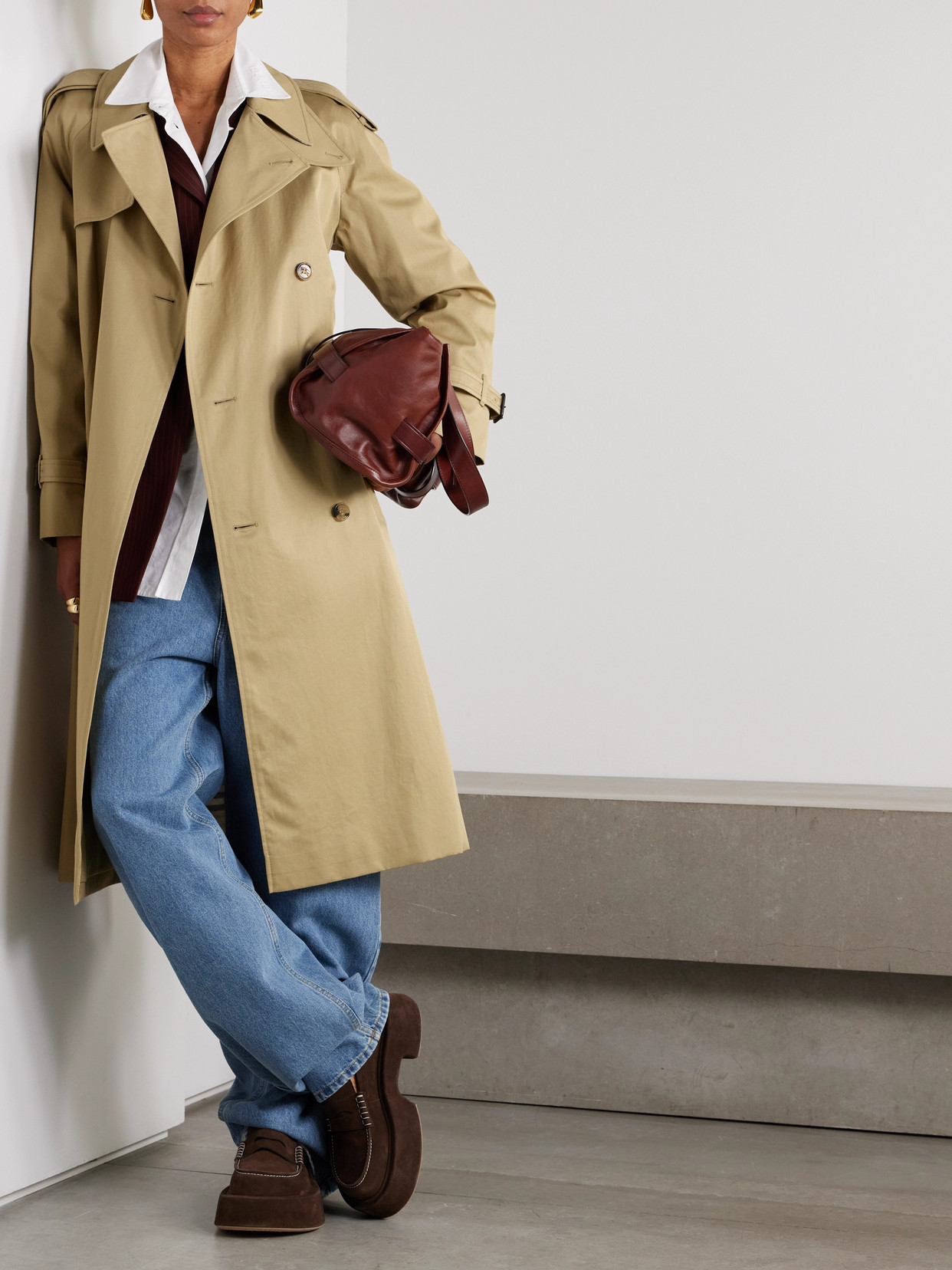 Burberry Castleford Double-breasted Cotton-gabardine Trench Coat In Neutrals