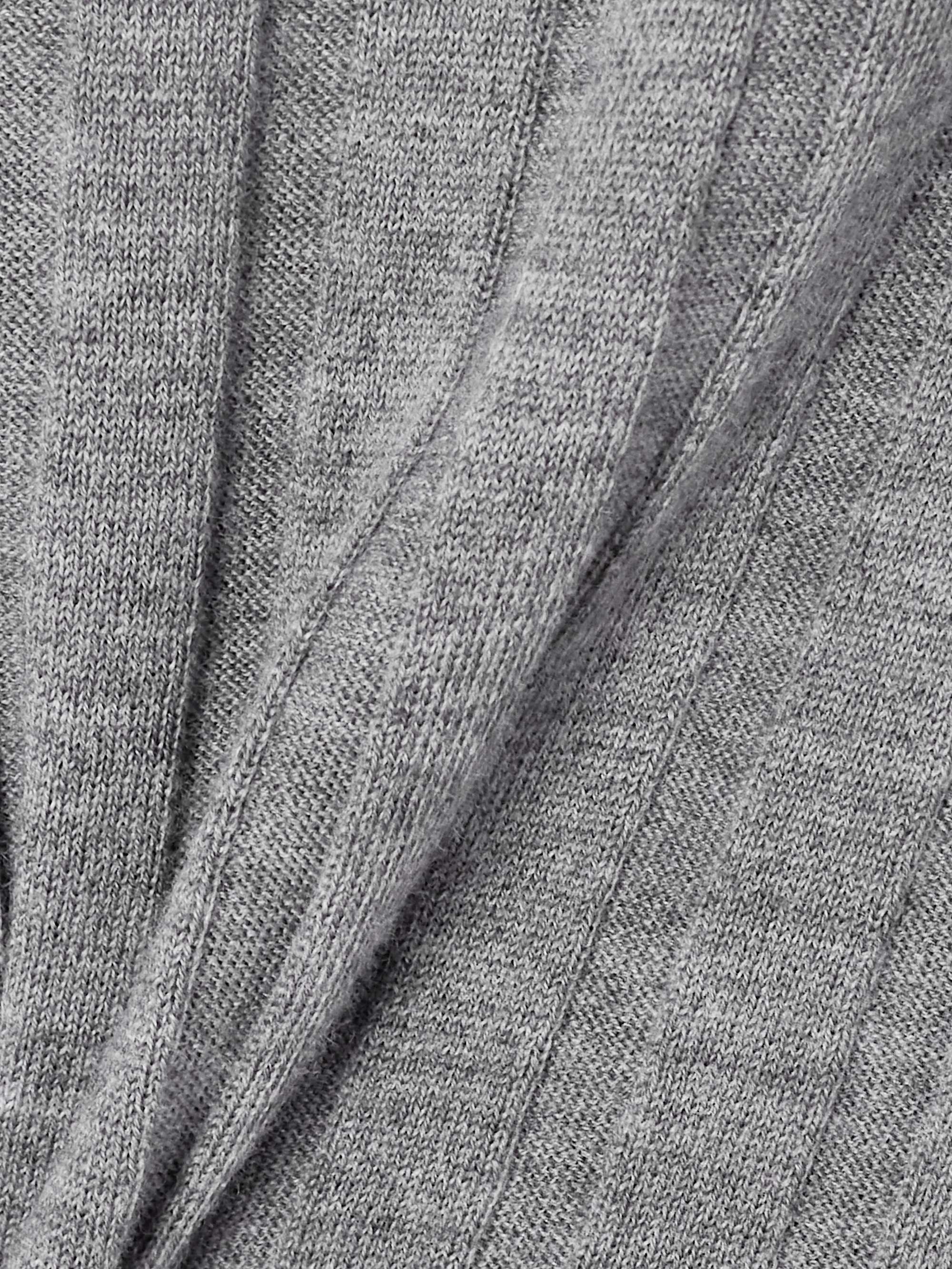 ALLUDE 
