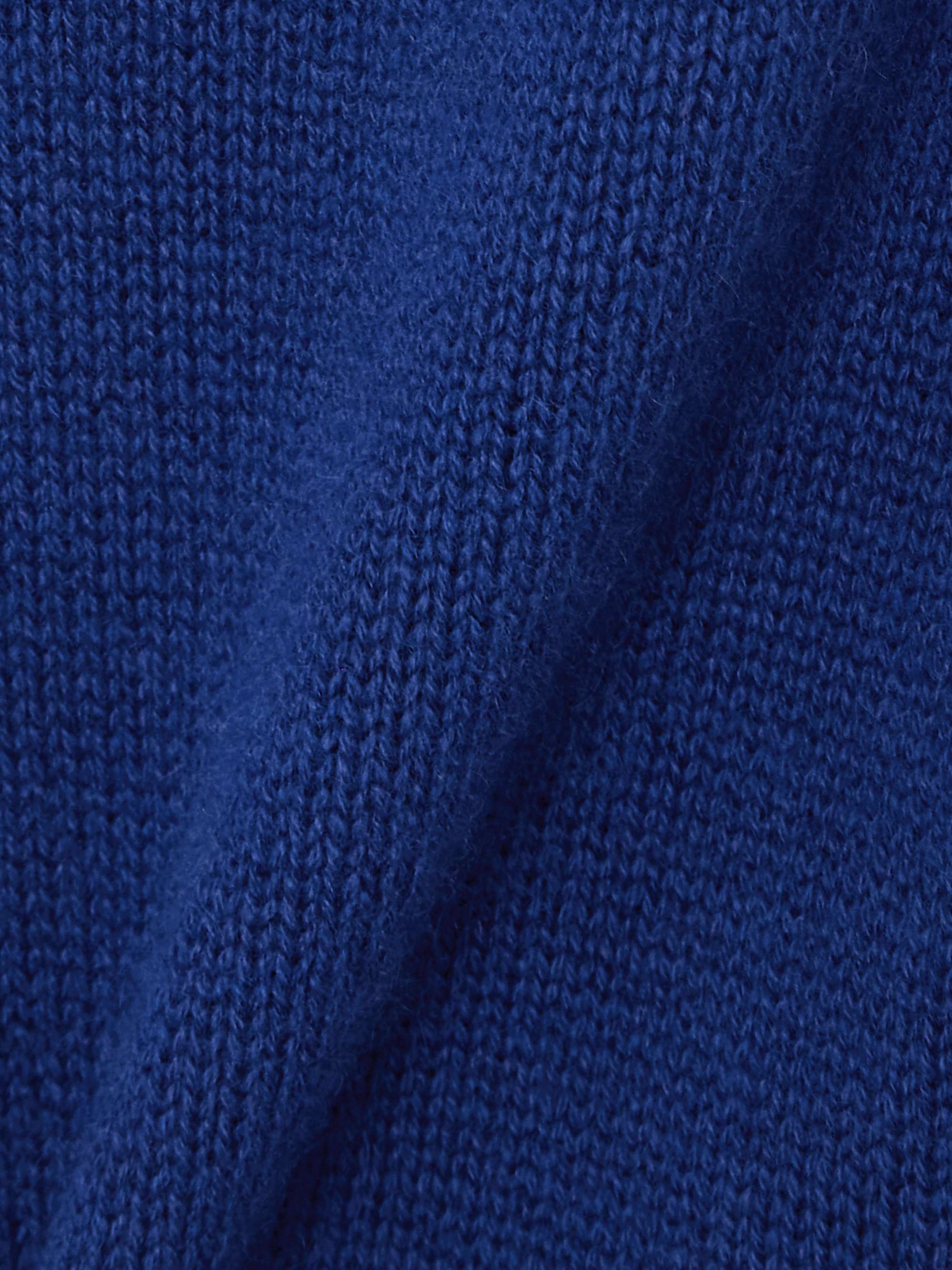 ALLUDE 