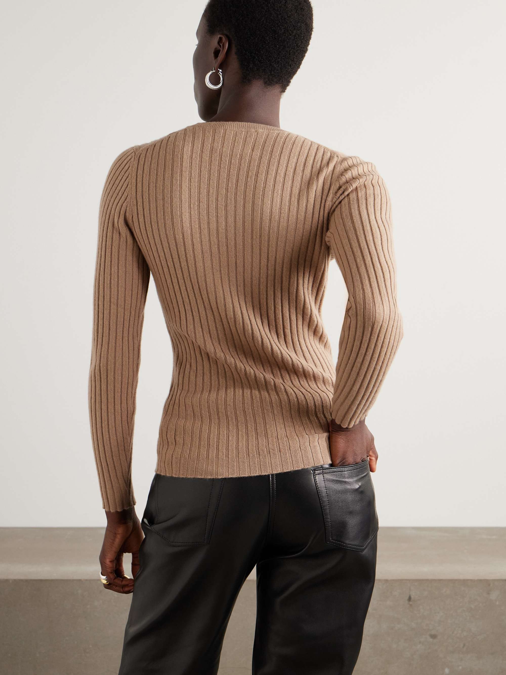 ALLUDE 