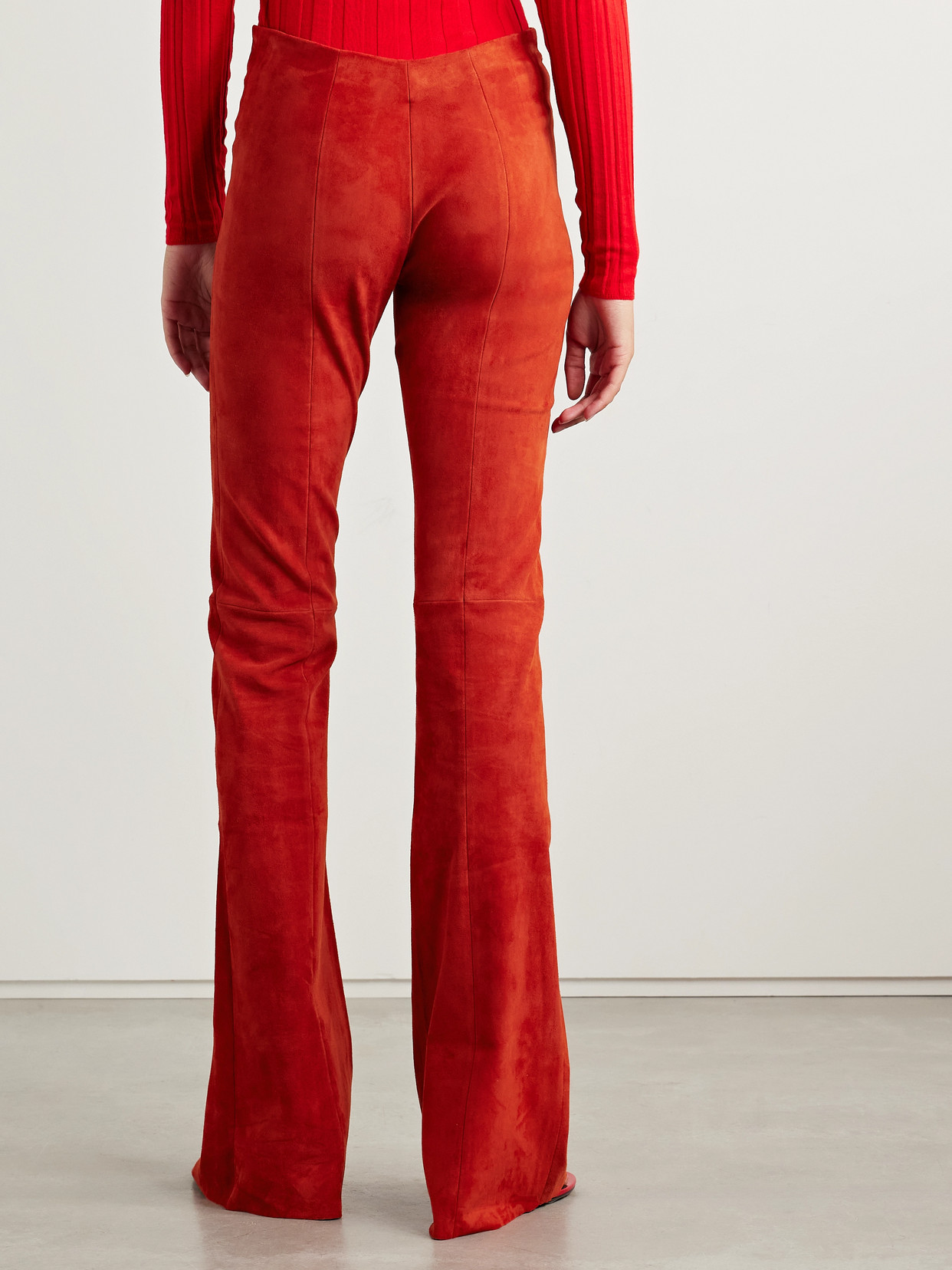 Stouls Gege High-rise Suede Flared Pants In Red