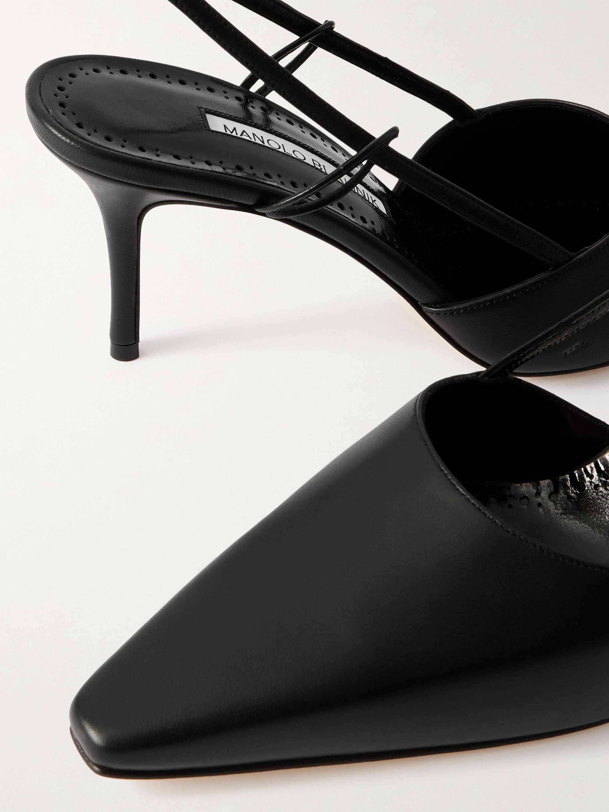 MANOLO BLAHNIK 