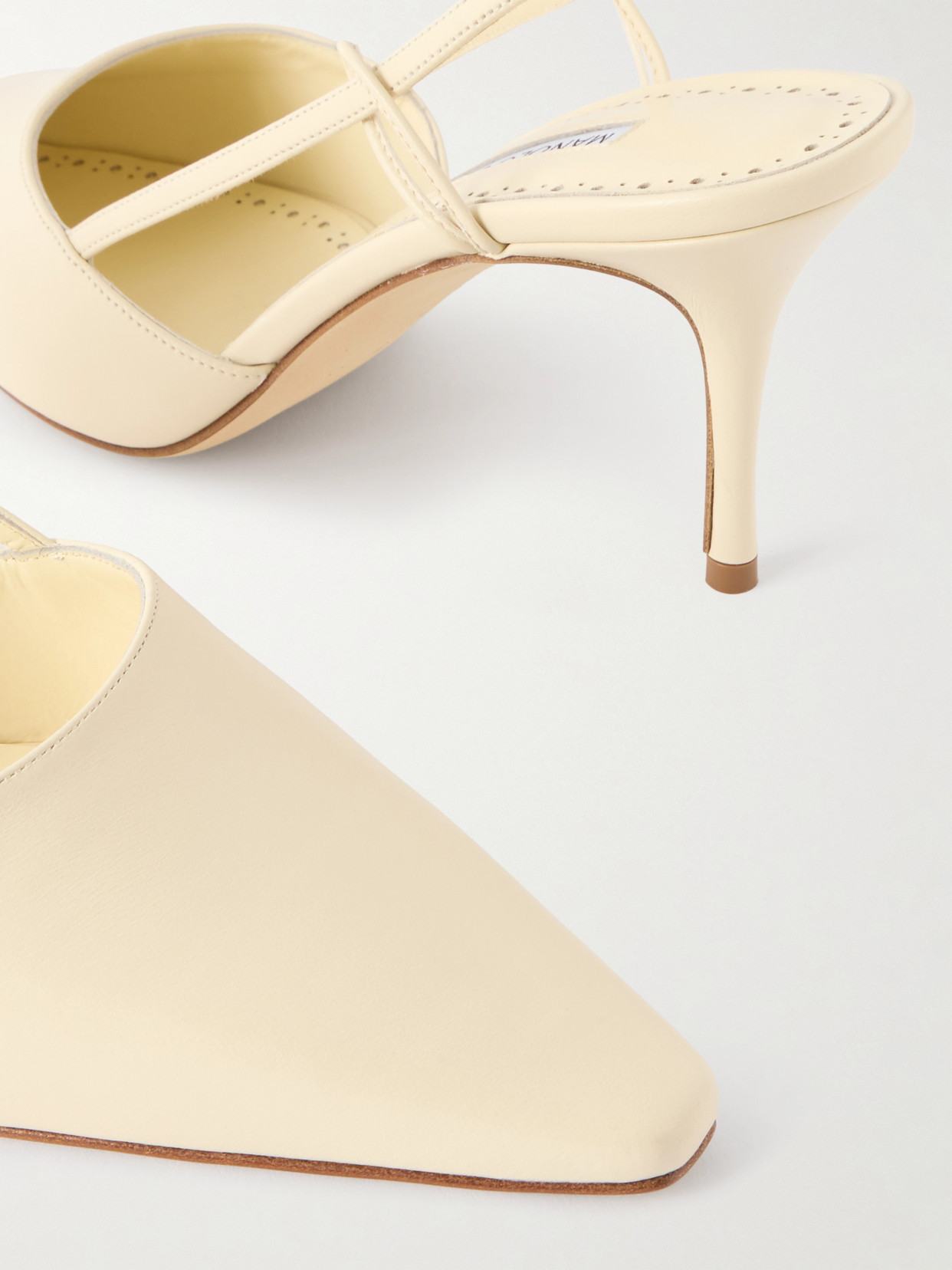 Manolo Blahnik Touki 70 Leather Slingback Pumps In White