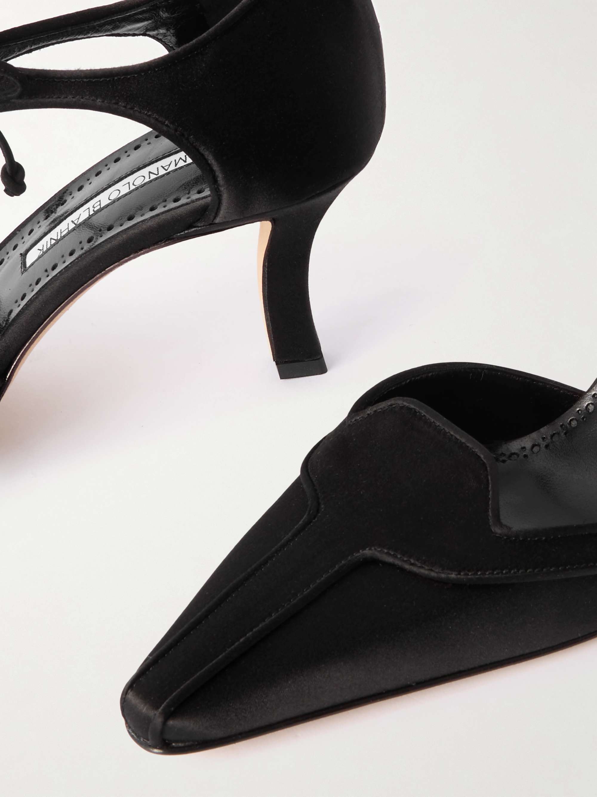 MANOLO BLAHNIK 