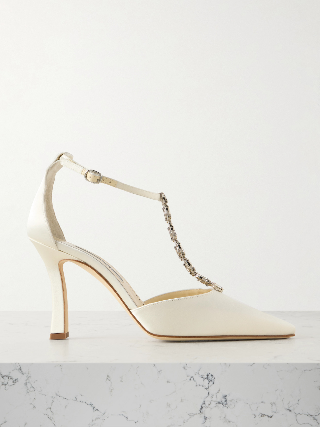 Manolo Blahnik Molara 105 Crystal-embellished Satin Pumps In White