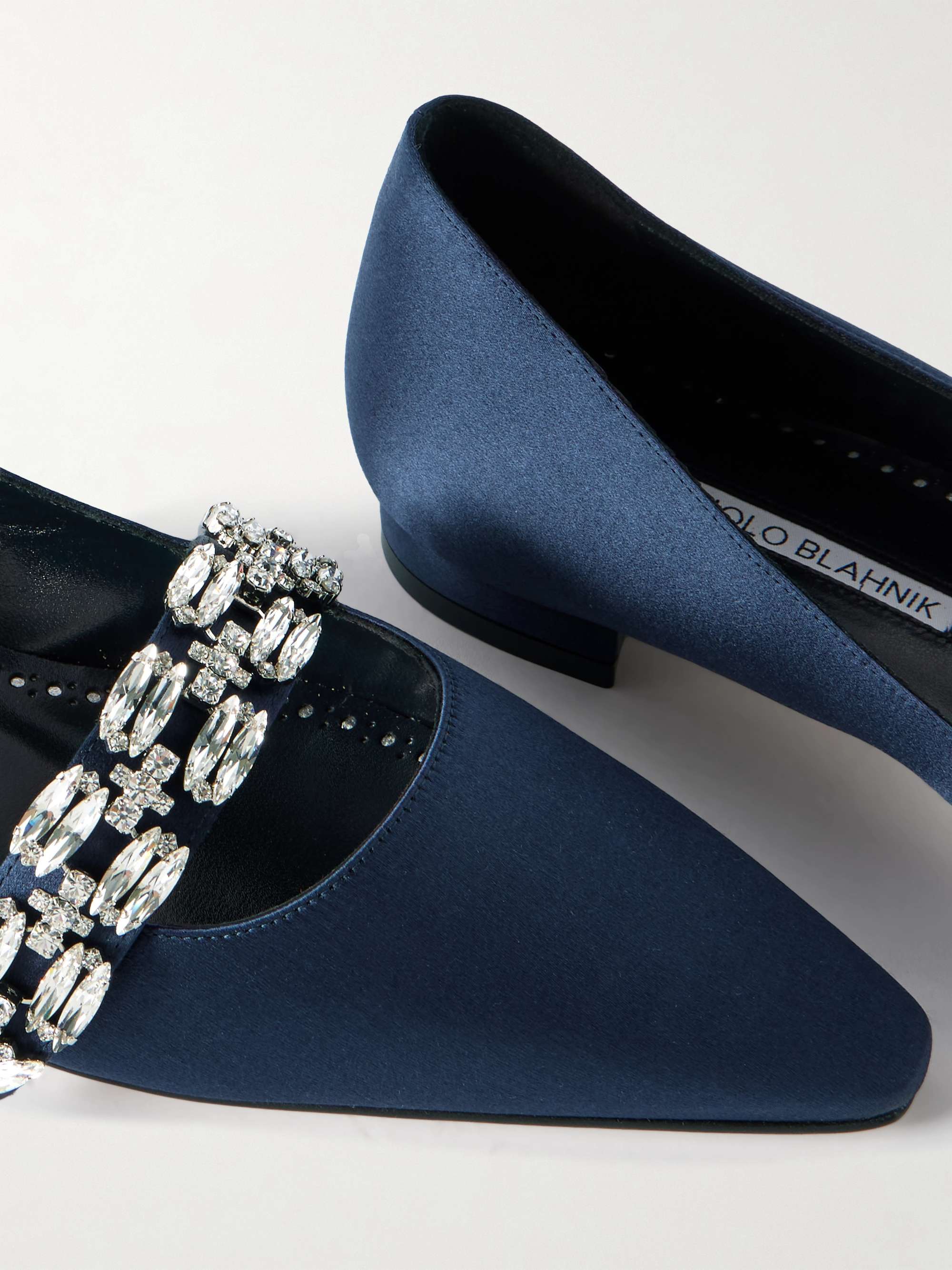 MANOLO BLAHNIK 