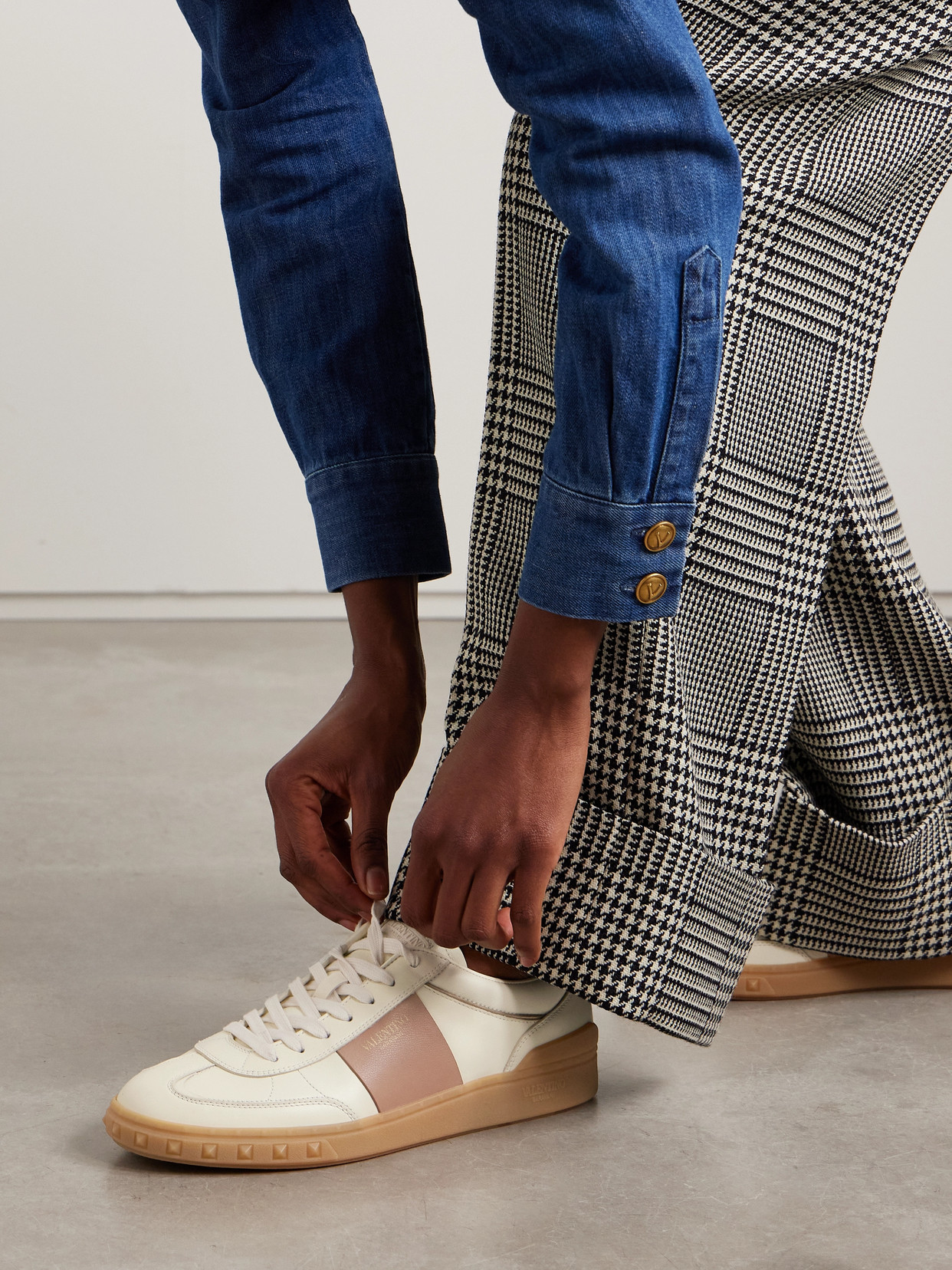 Shop Valentino Upvillage Two-tone Leather Sneakers In Ivory