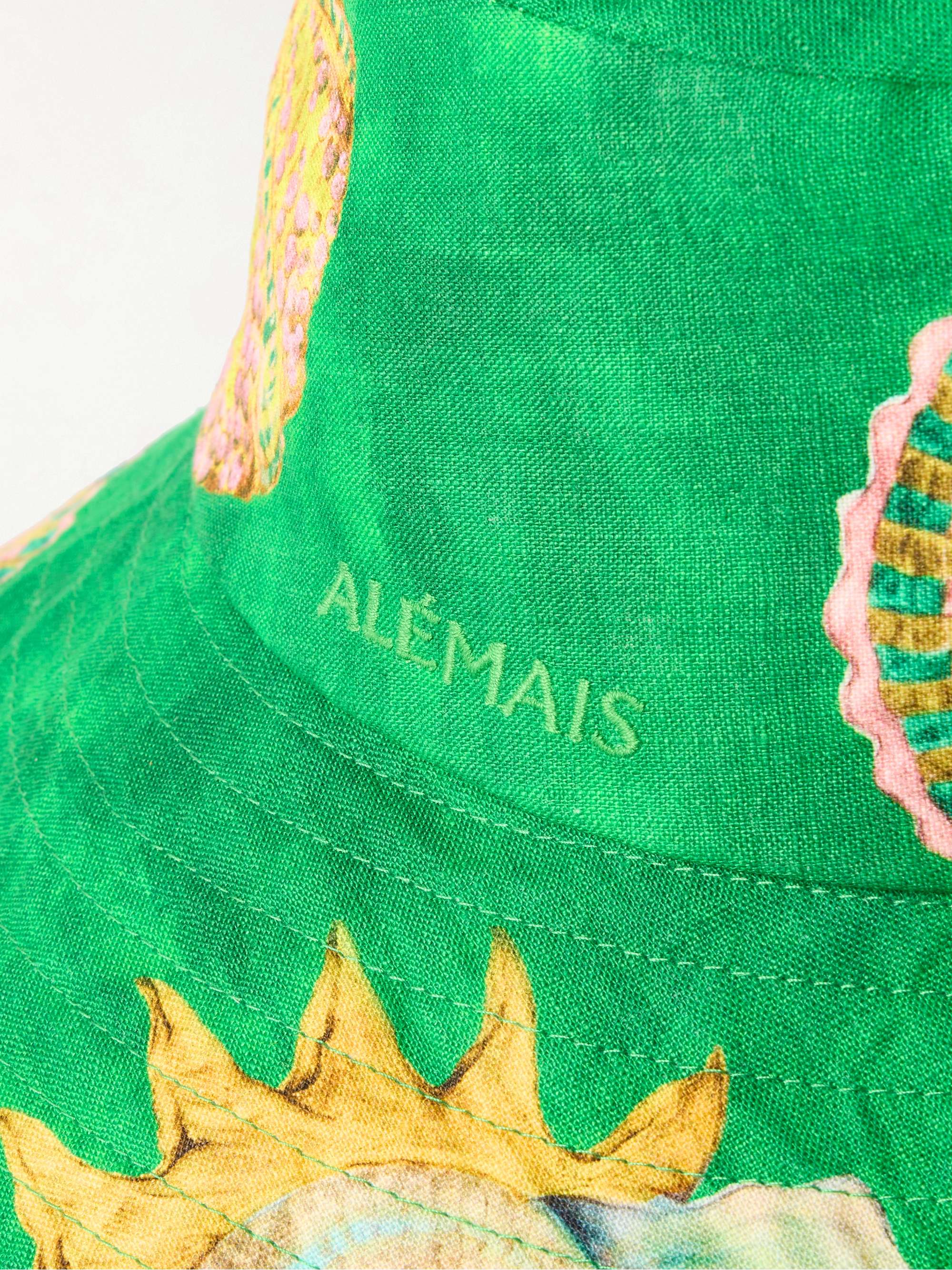ALÉMAIS 