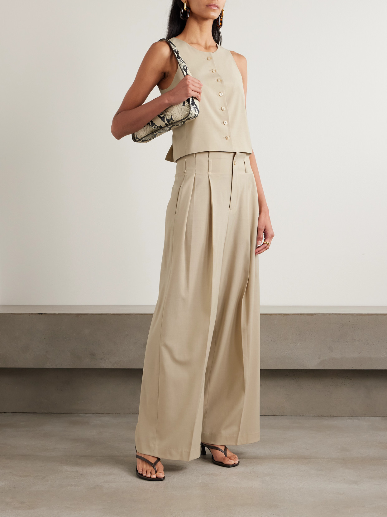 Kallmeyer Percie Pleated Wool-blend Wide-leg Pants In Neutral