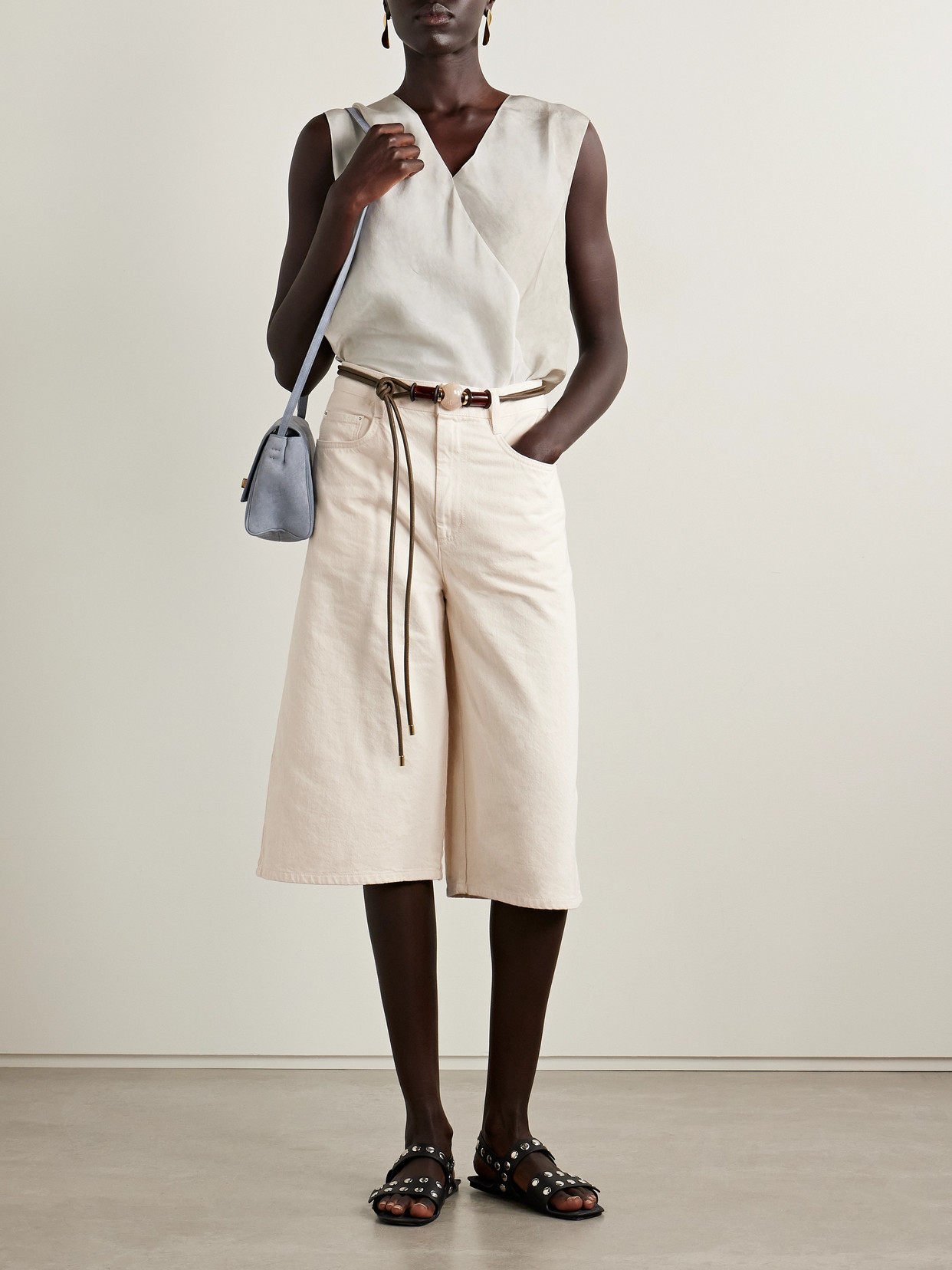 Kallmeyer Hayes Cotton Knee Shorts In Neutral