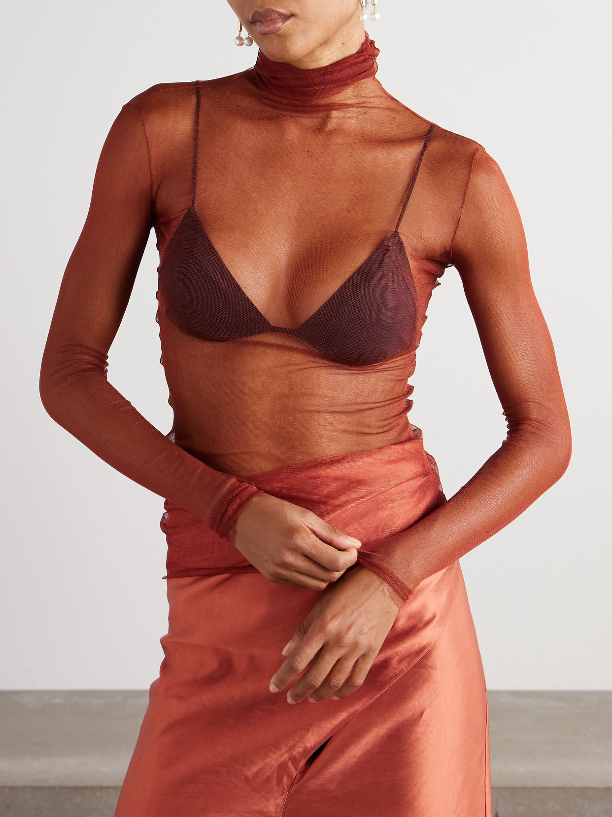 Cortana Cisne Silk-blend Tulle Turtleneck Top In Red
