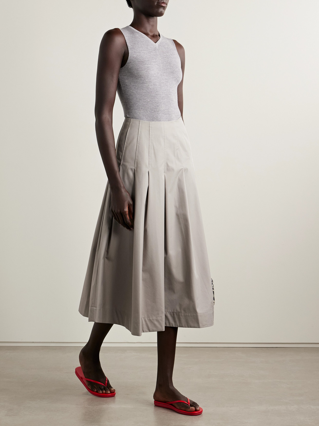 Kallmeyer Dakota Pleated Cotton-blend Twill Midi Skirt In Gray