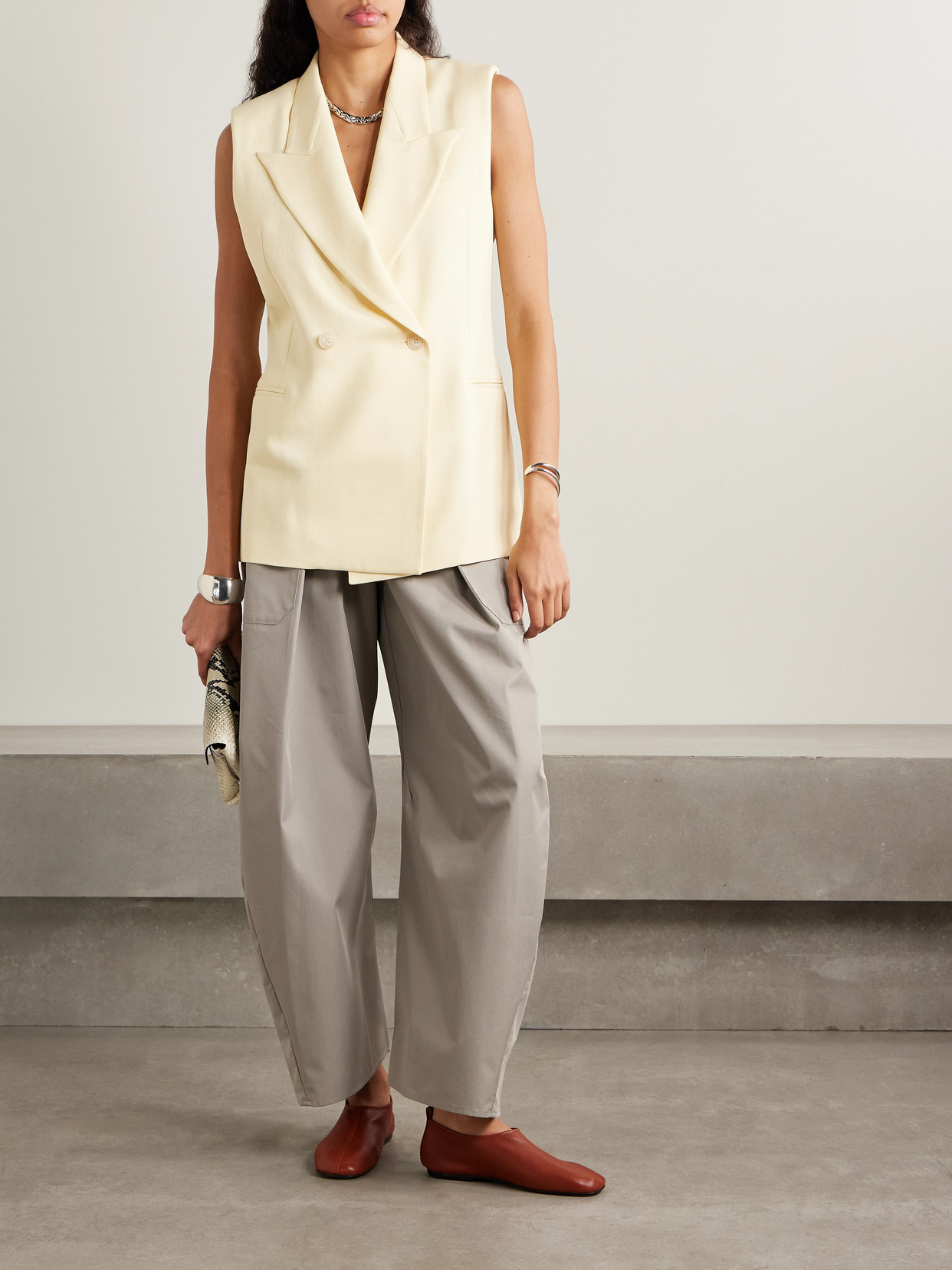 Kallmeyer Deon Double-breasted Wool-blend Twill Vest In Neutral
