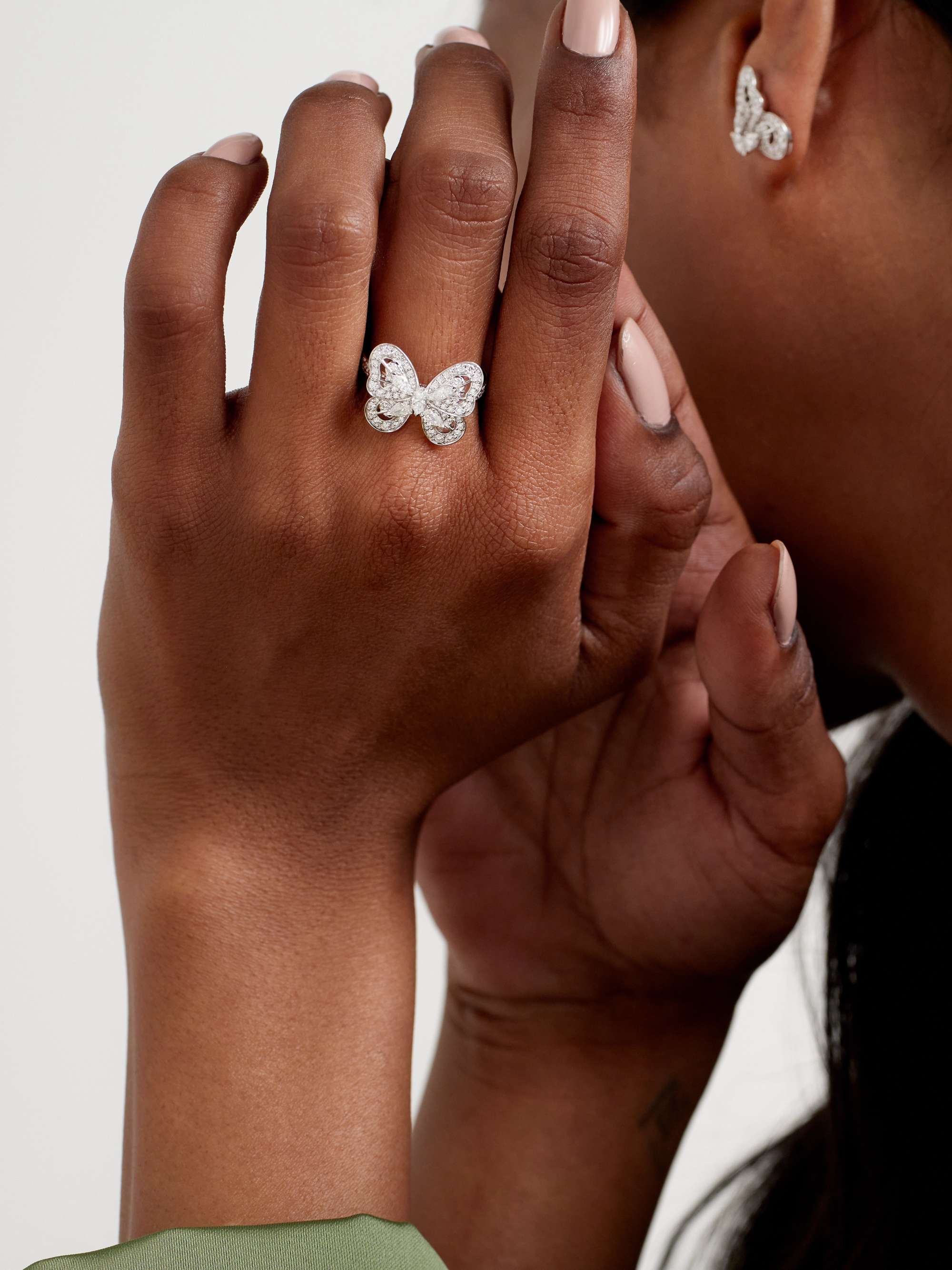DE BEERS 