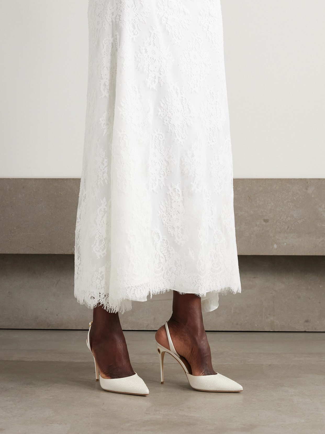 Vittorio 105 Crystal-Embellished Pumps