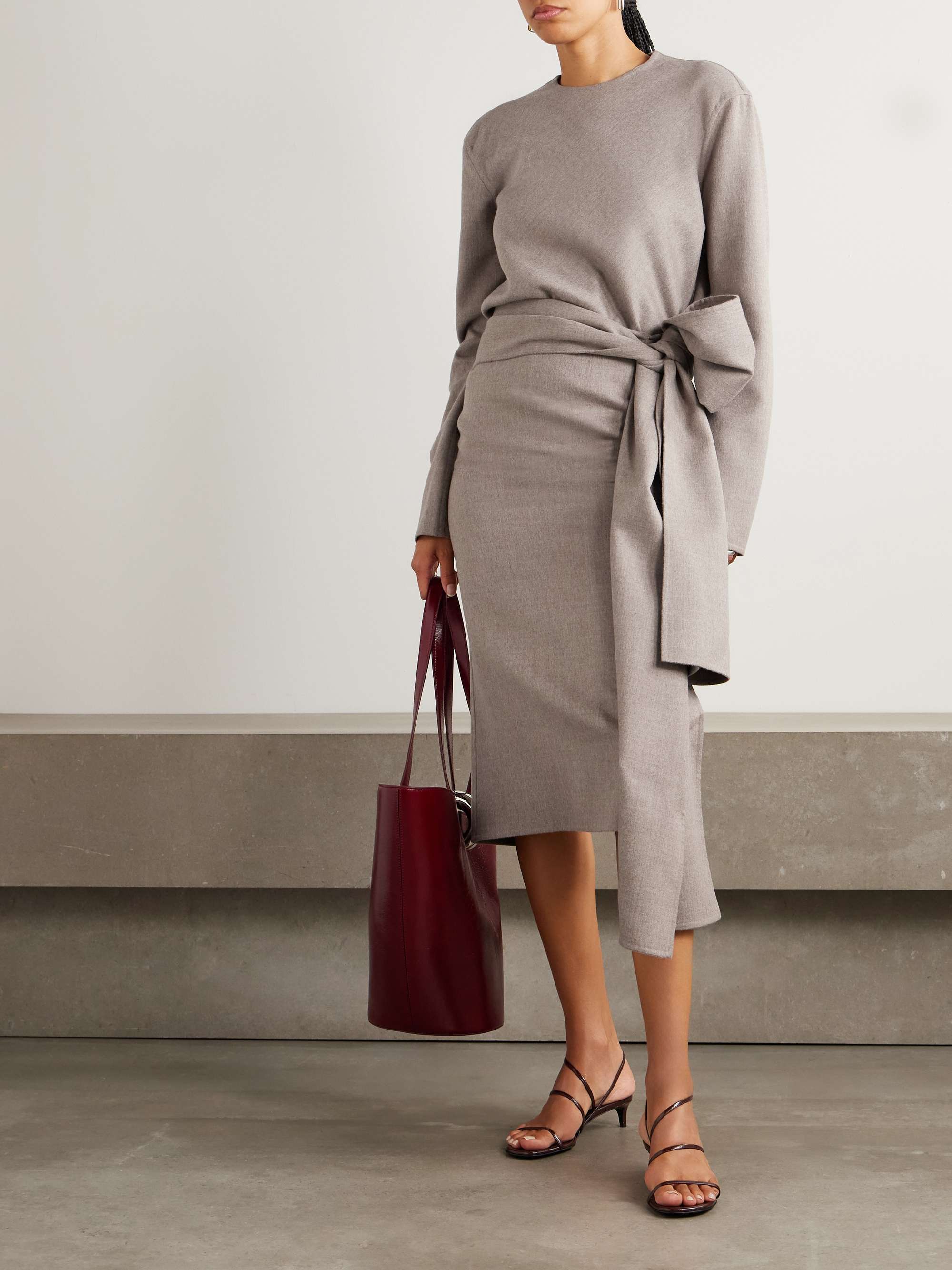 CARVEN 