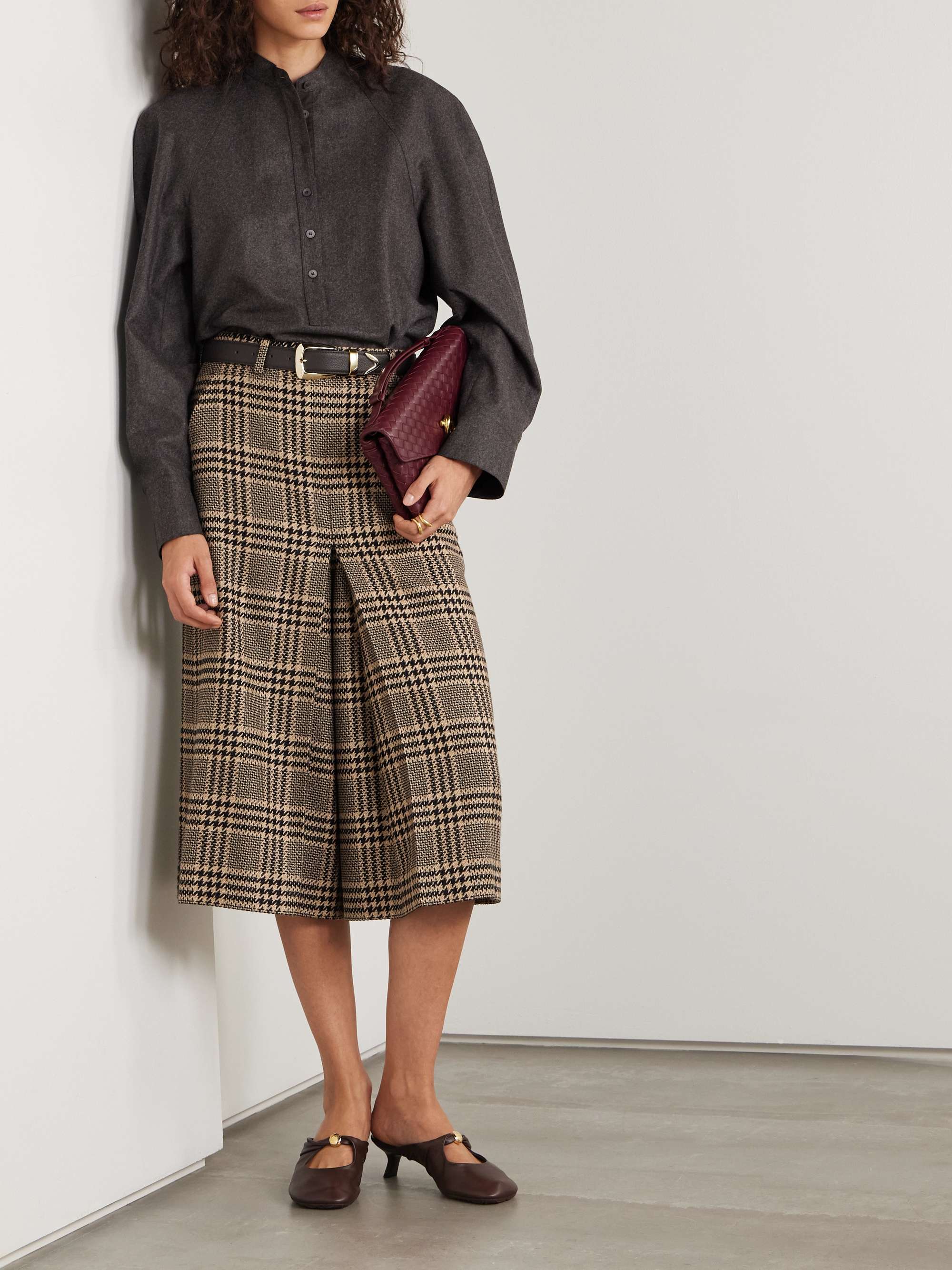 CARVEN 