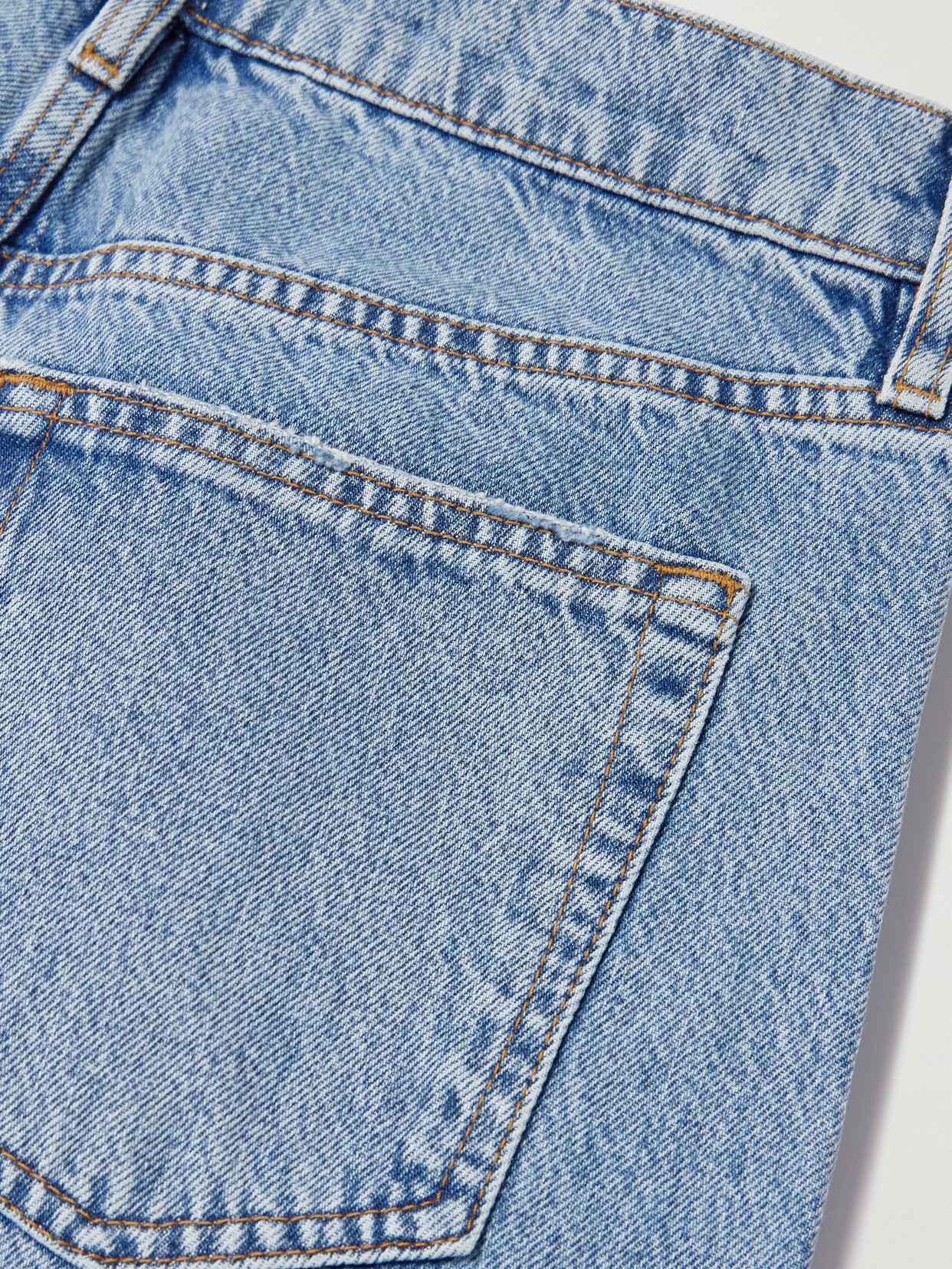 Frame Low Slung Mid-rise Barrel-leg Jeans In Blue