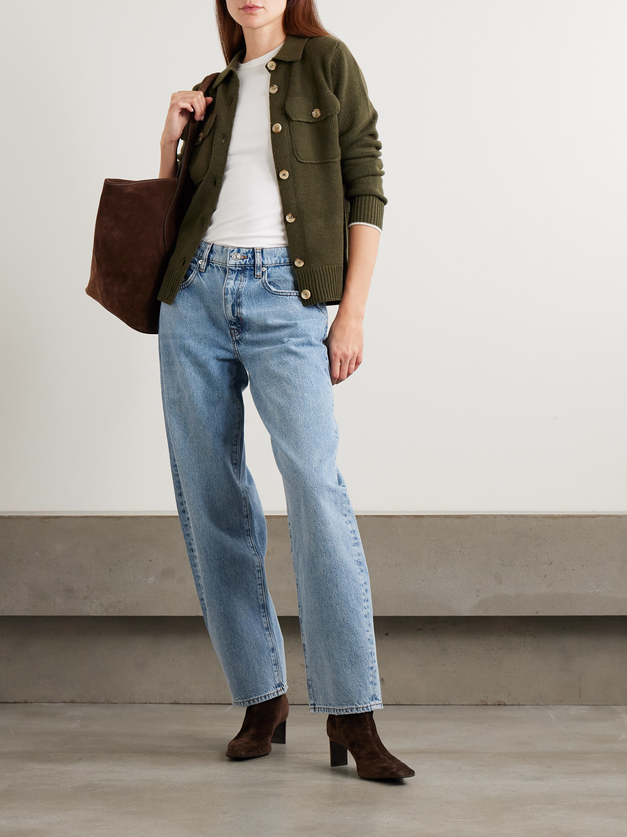 Frame Low Slung Mid-rise Barrel-leg Jeans In Blue