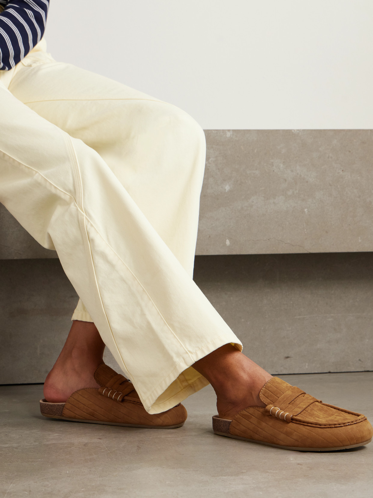 Jw Anderson Stitch Ribbed Nubuck Mules In Brown