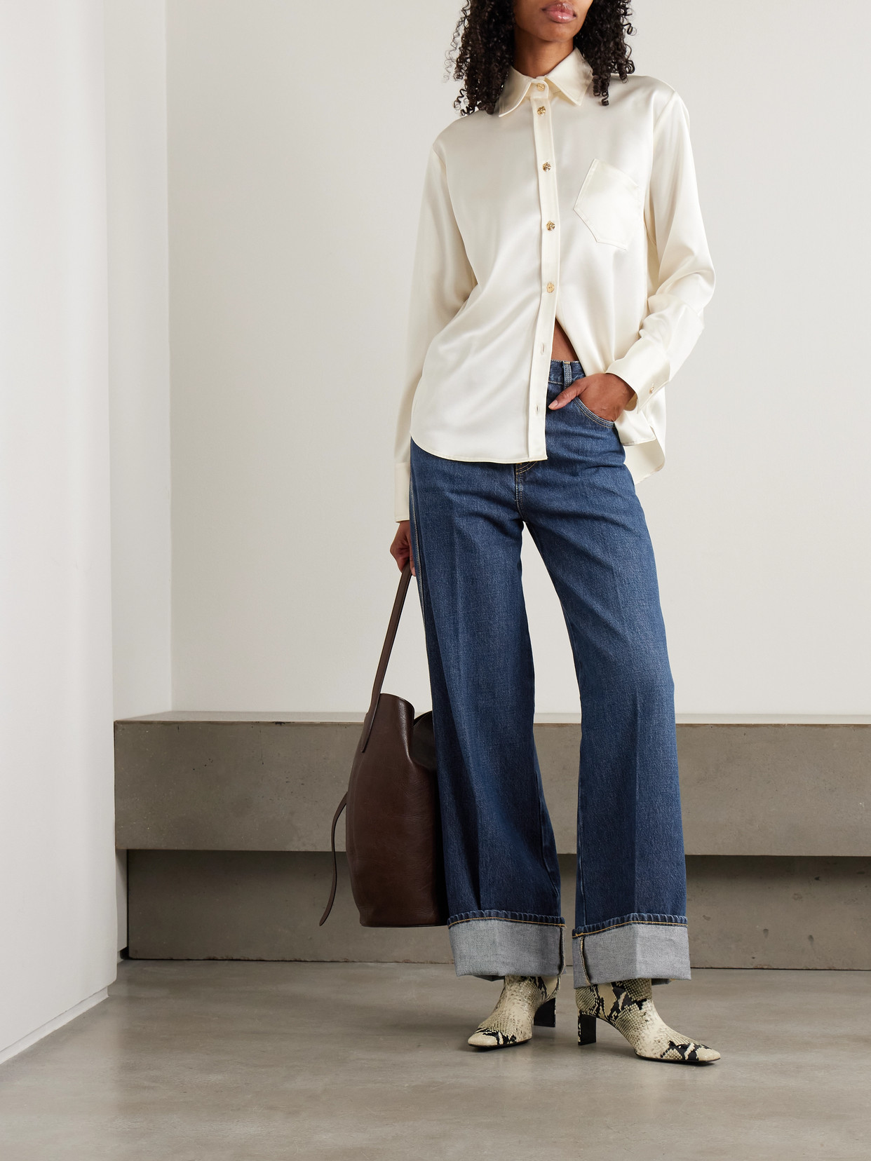 Frame The Cuffed Wide High-rise Wide-leg Jeans In Blue