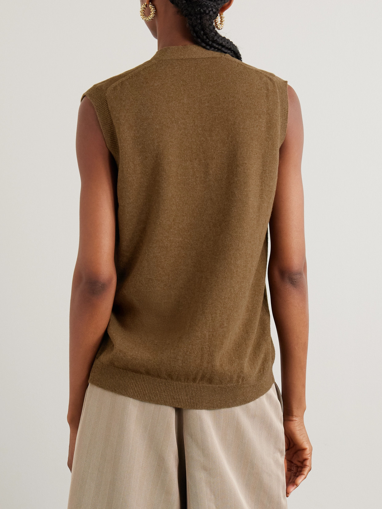Blazé Milano Highland Wool And Cashmere-blend Vest In Brown