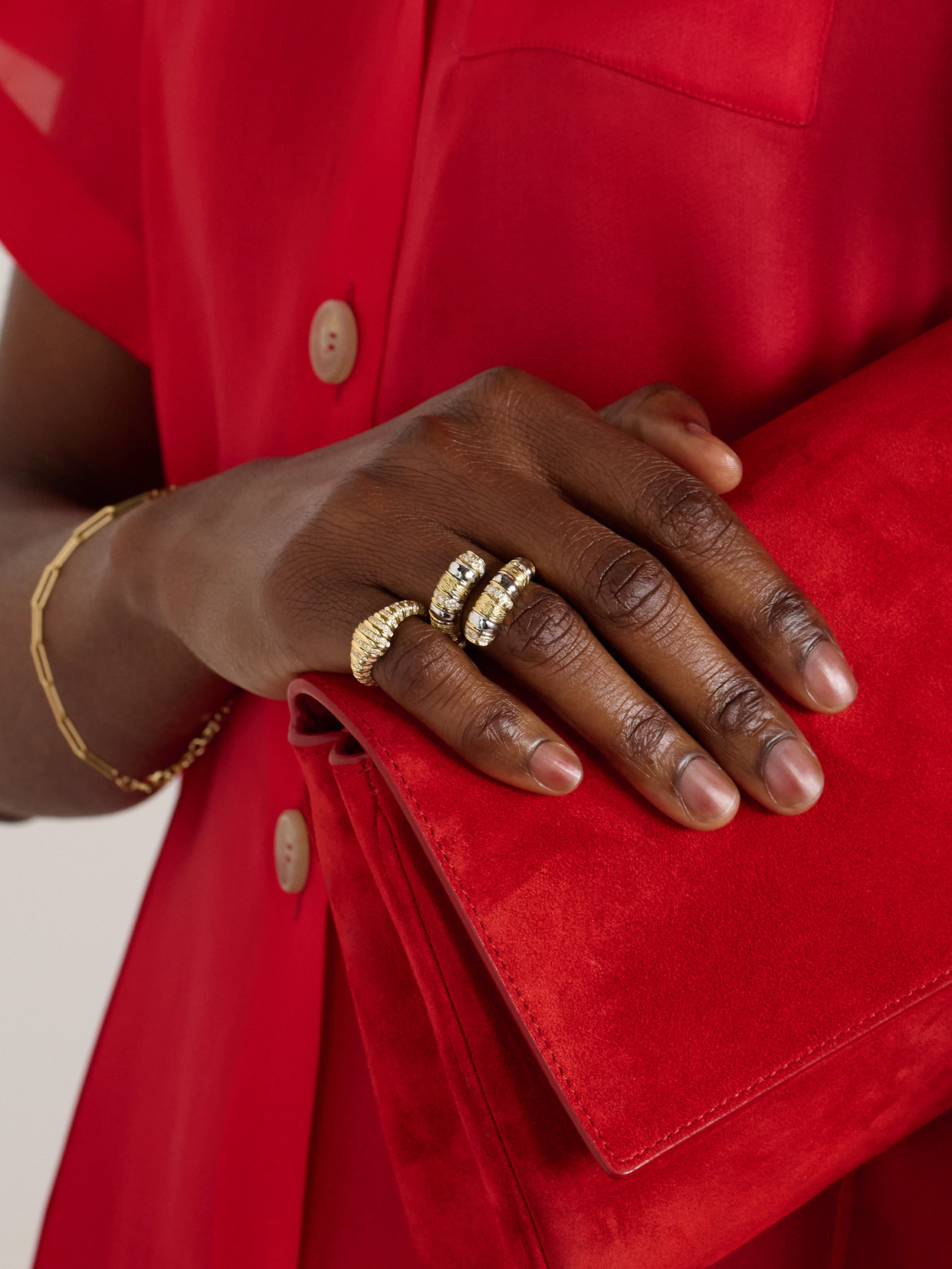 Yvonne Léon Nano Chevalière Berlingot 9-karat Gold Diamond Ring In Gold