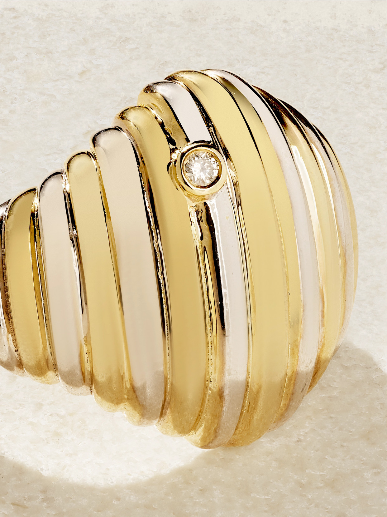 Yvonne Léon Chevalière Berlingot 9-karat Yellow And White Gold Diamond Signet Ring In Gold