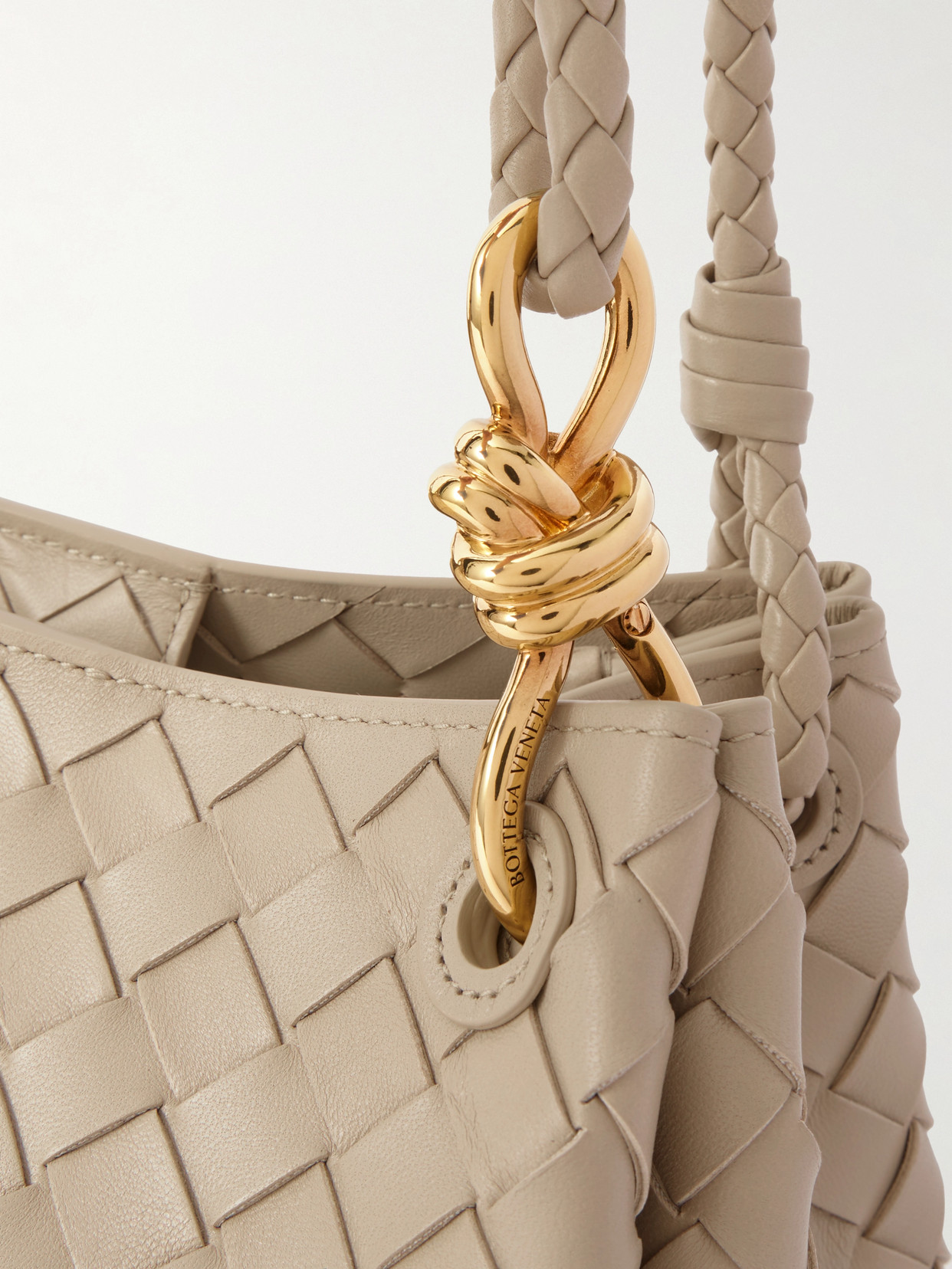 Parachute Medium Intrecciato Shoulder Bag