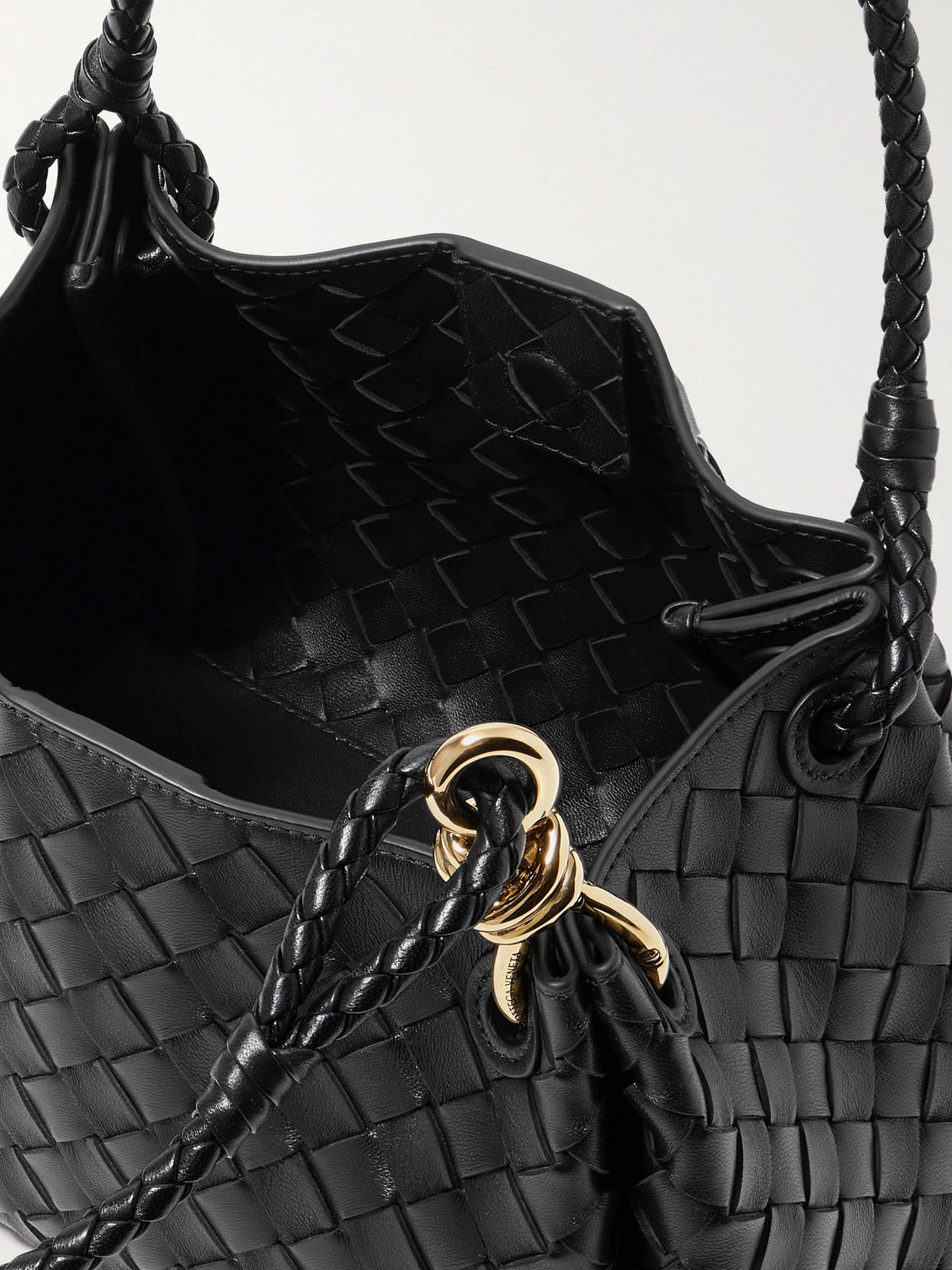 Bottega Veneta Parachute Medium Intrecciato Leather Shoulder Bag In Black