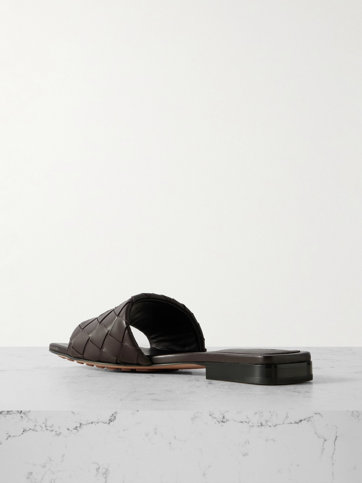 Bottega Veneta Flat Sandals With Intrecciato Leather Strap