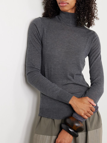 JOSEPH Cashmere sweater