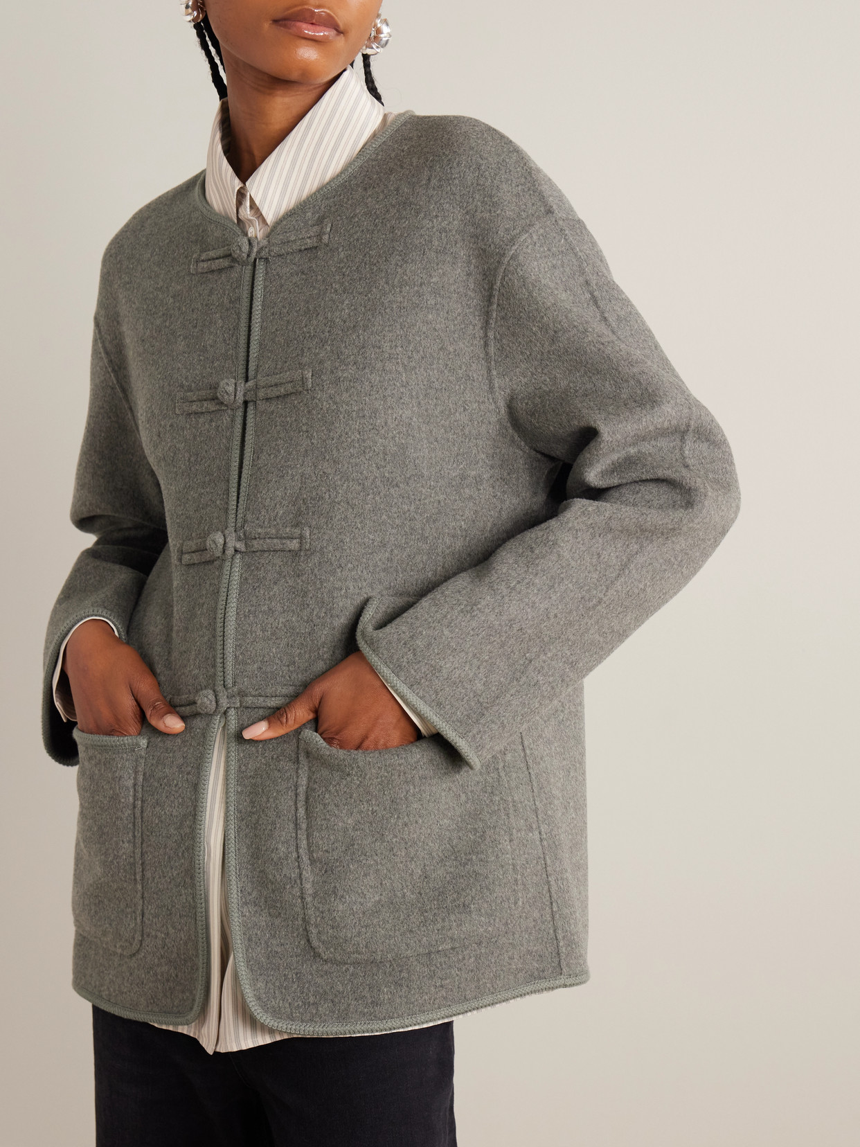 Rohe Oversized Wool And Cashmere-blend Jacket In Gray