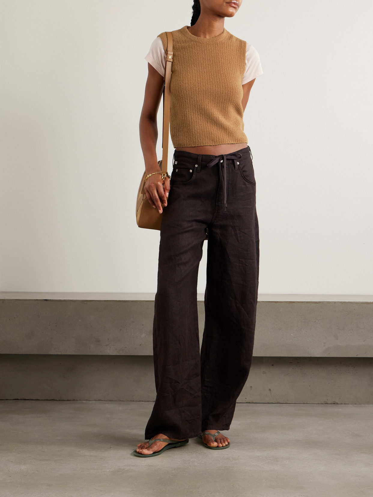 James Perse Button-embellished Ribbed Brushed Wool-blend Vest In Brown