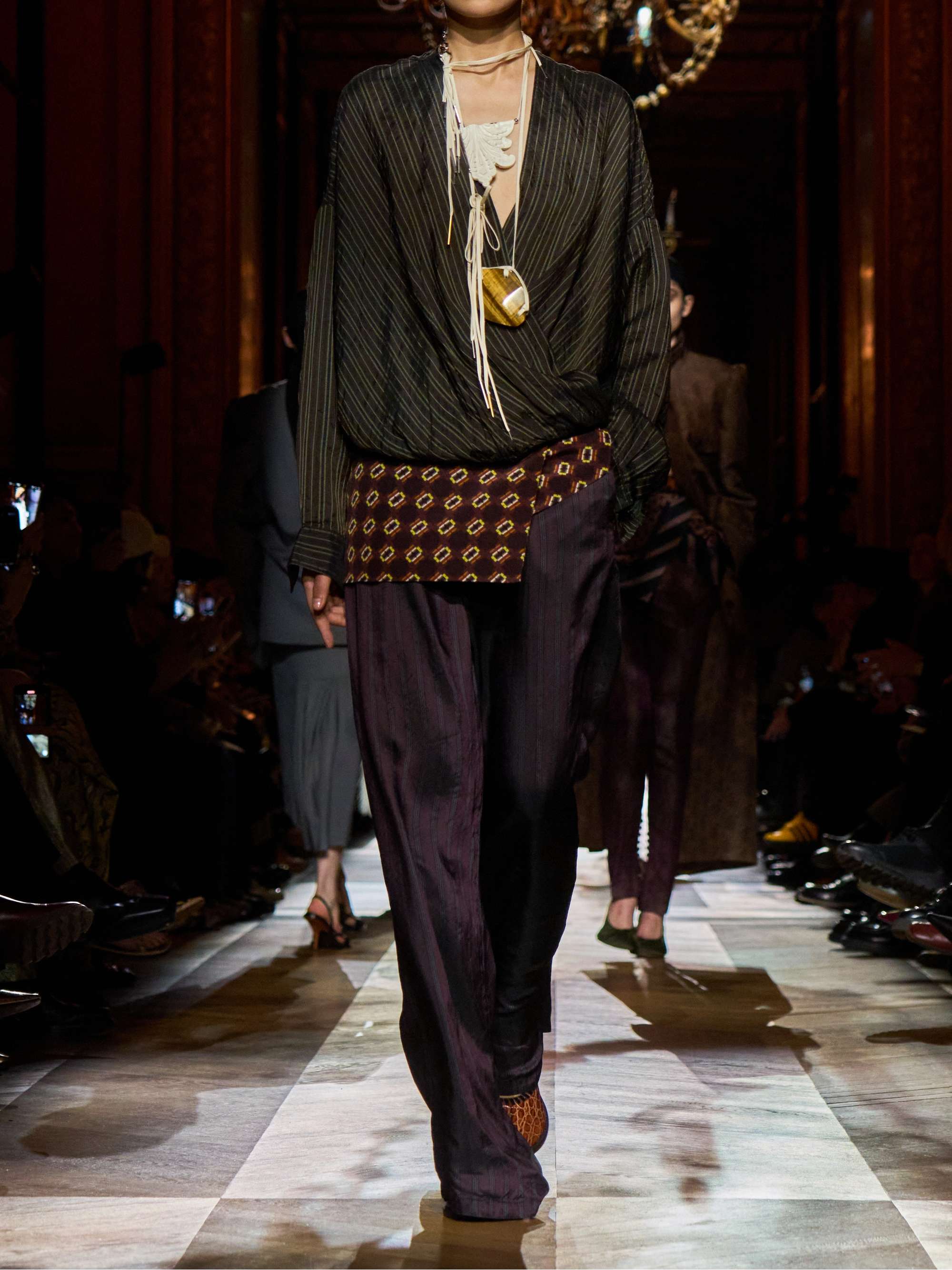 DRIES VAN NOTEN 