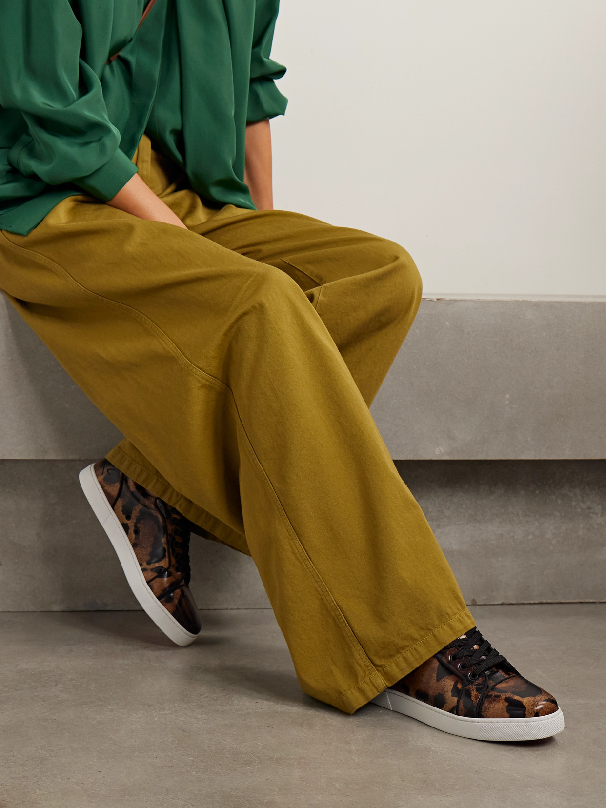 Christian Louboutin Fun Louise Junior Leopard-print Leather Sneakers In Green