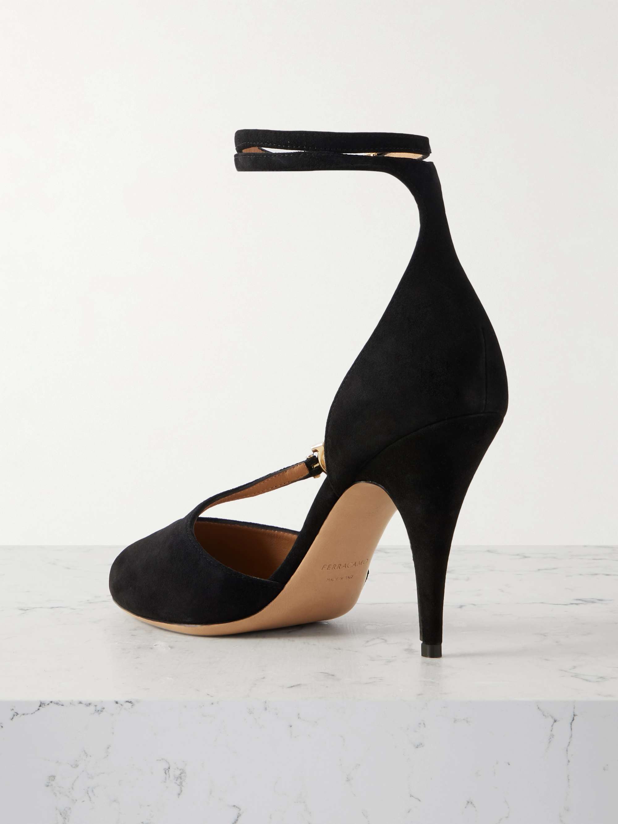 FERRAGAMO 