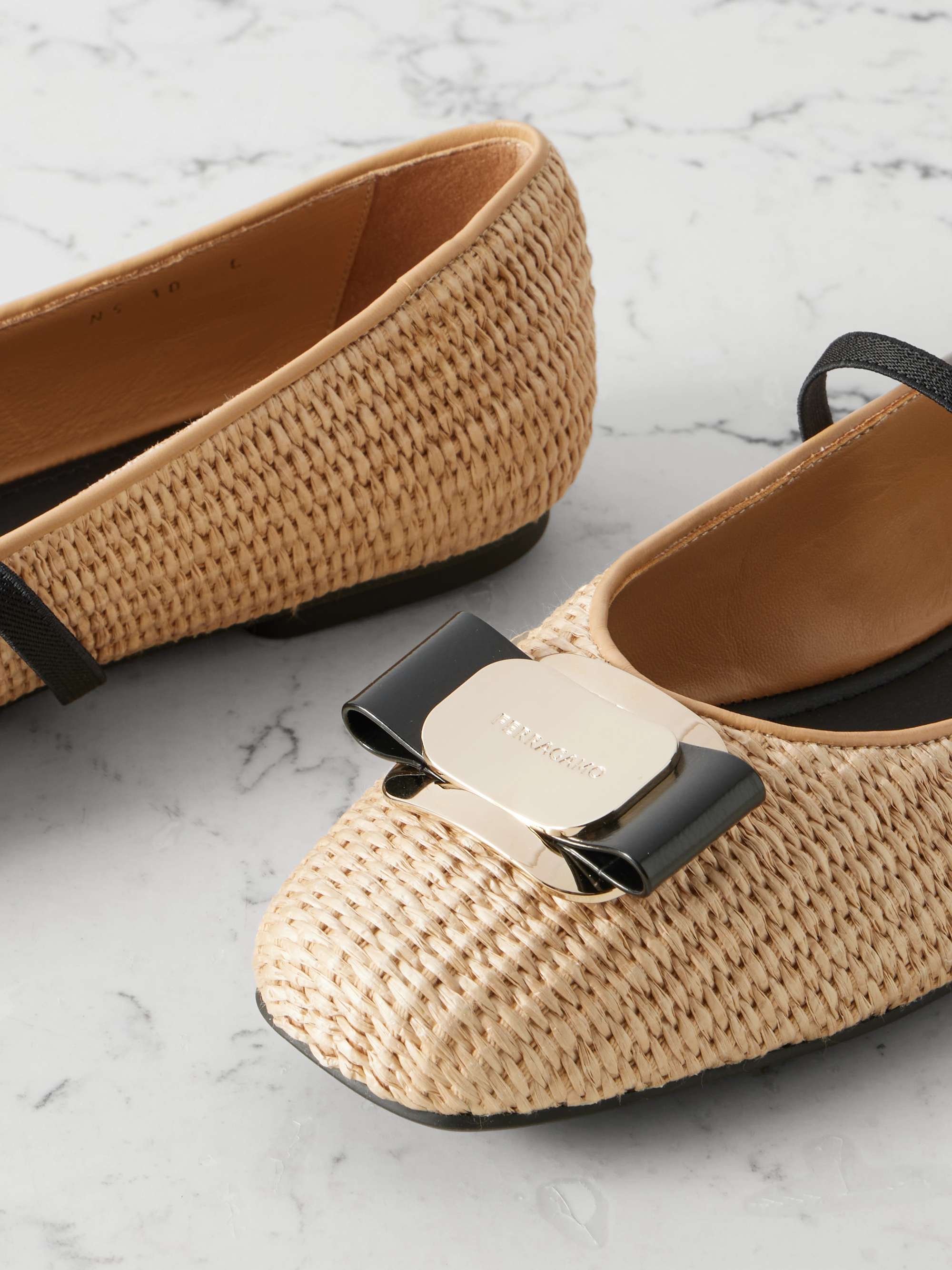 FERRAGAMO 