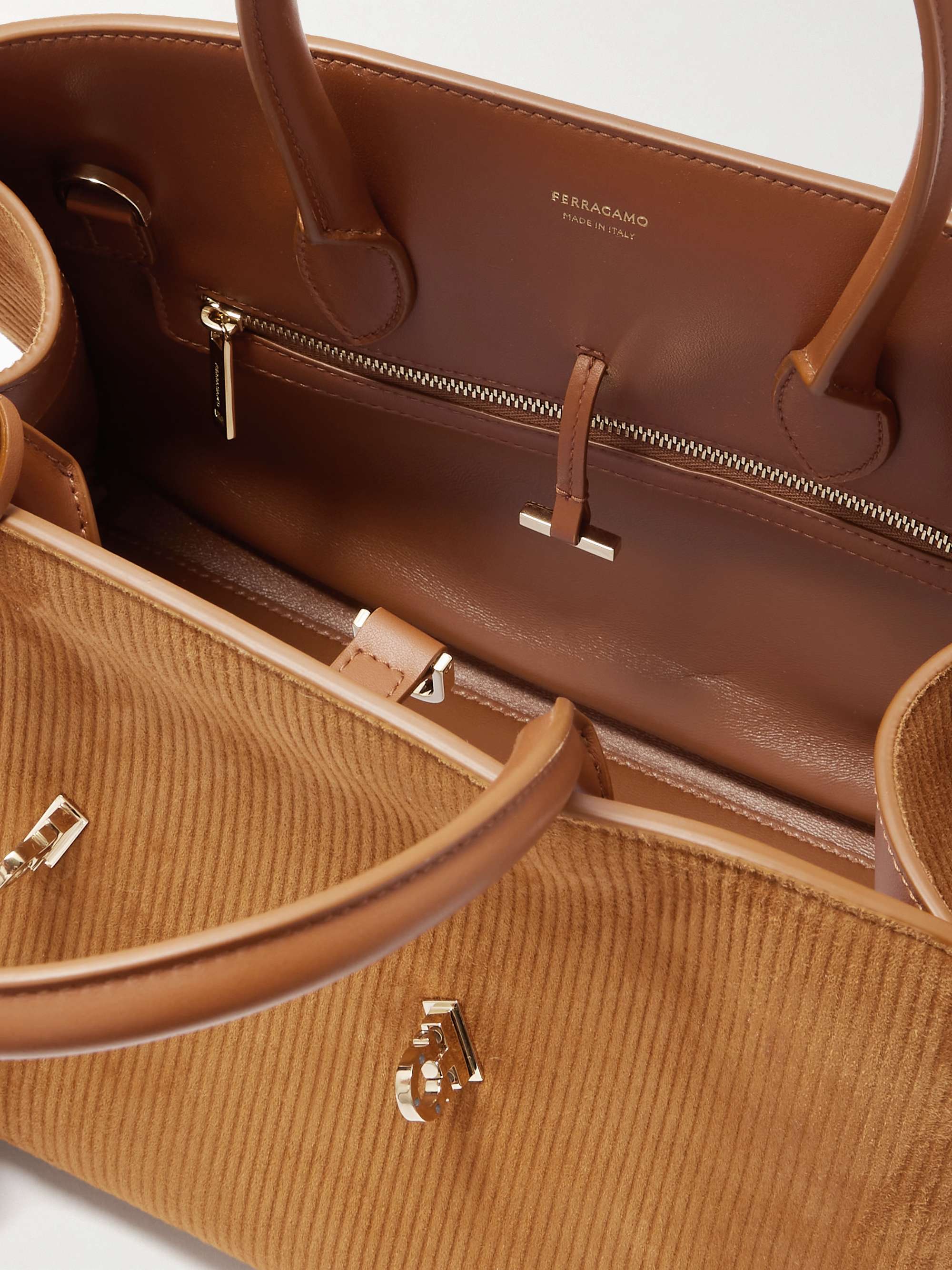 FERRAGAMO 